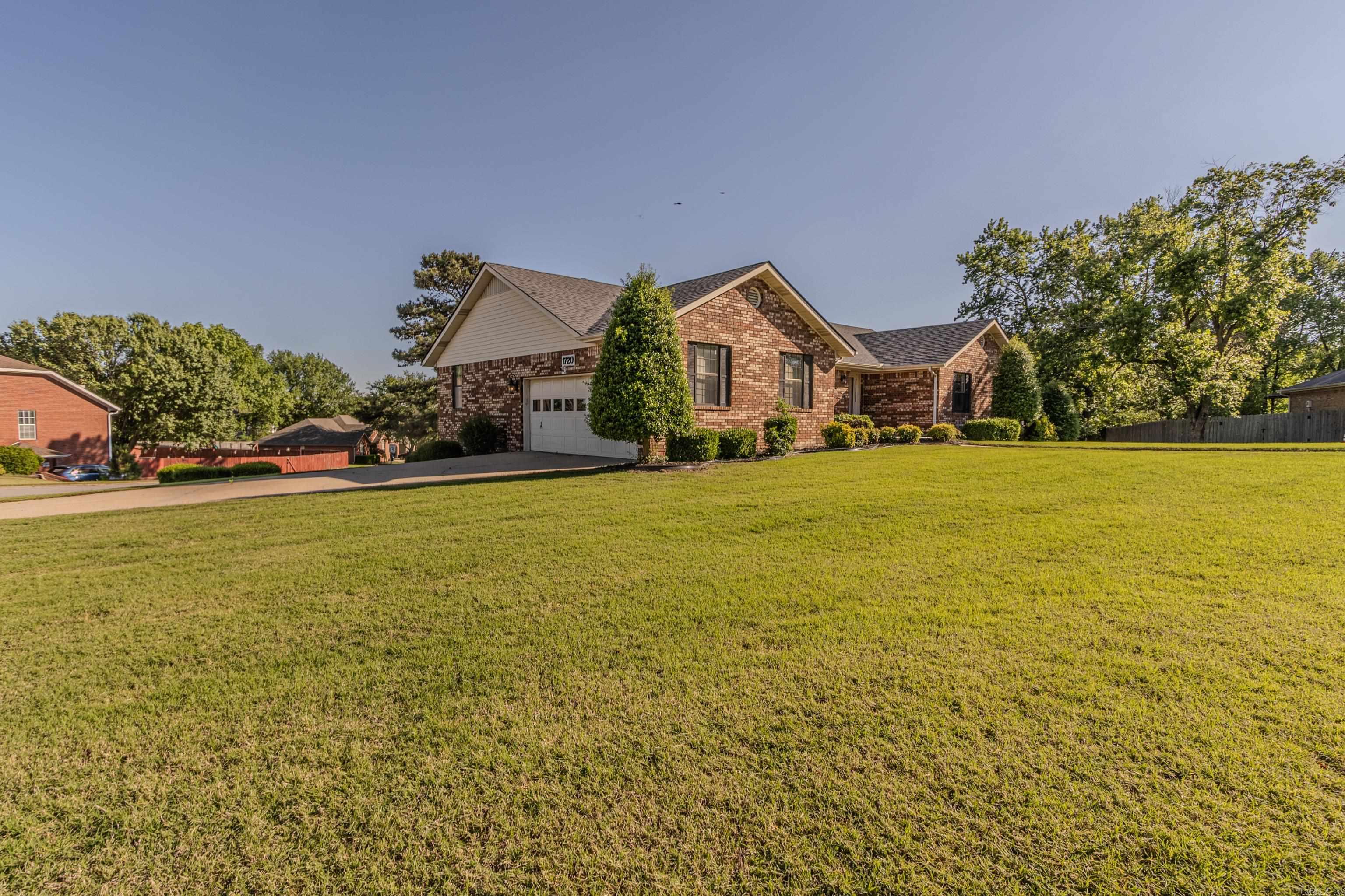 1720 Georgetown  Paragould, AR