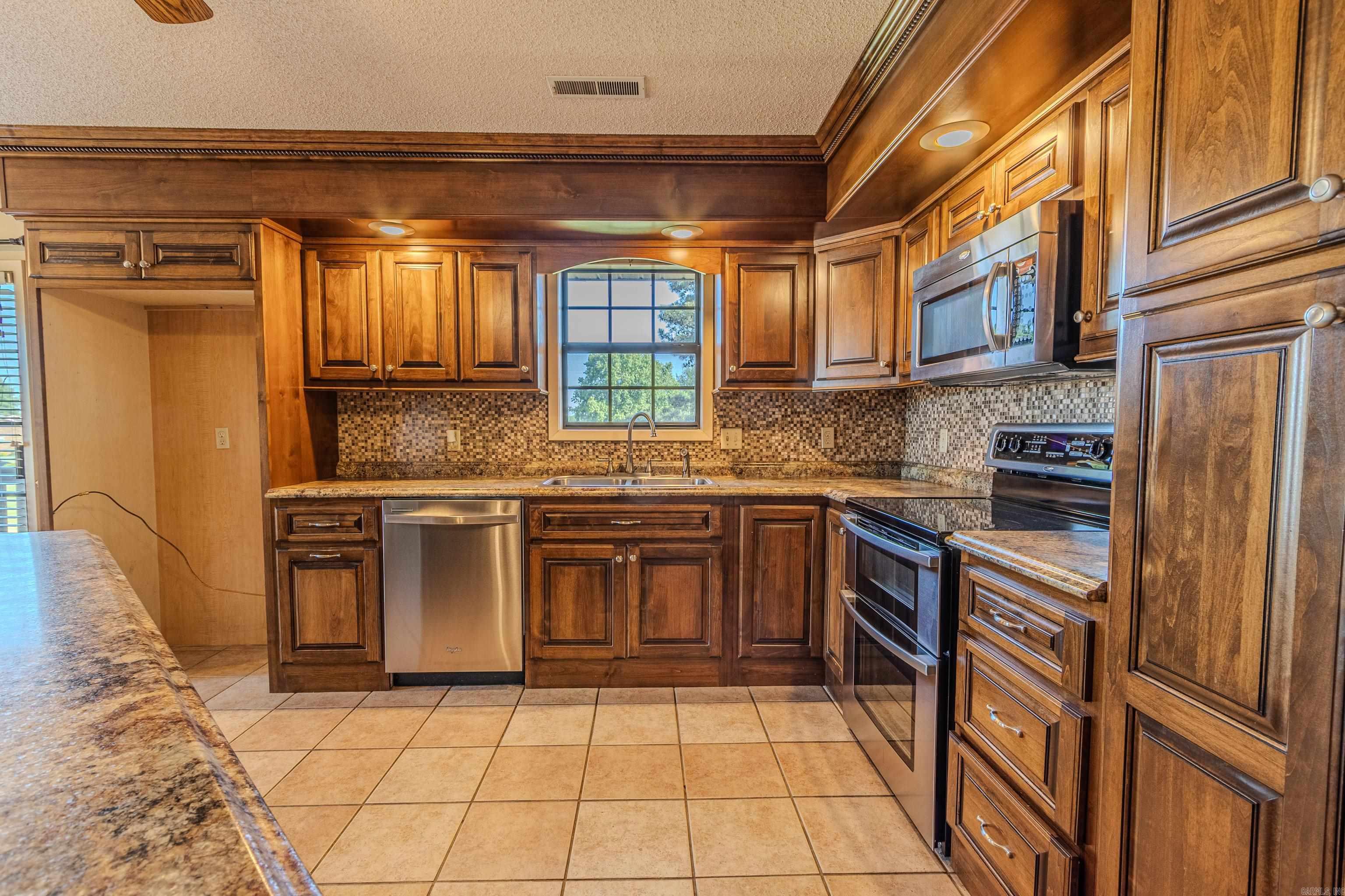 1720 Georgetown  Paragould, AR