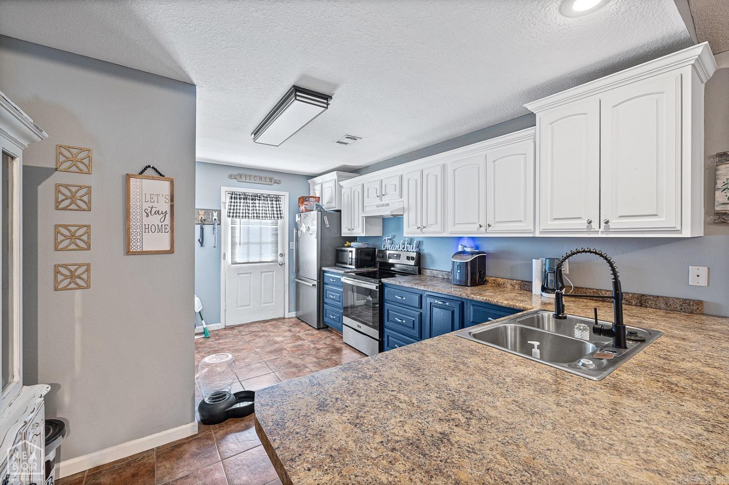 1100 William Hall Drive Paragould, AR 72450