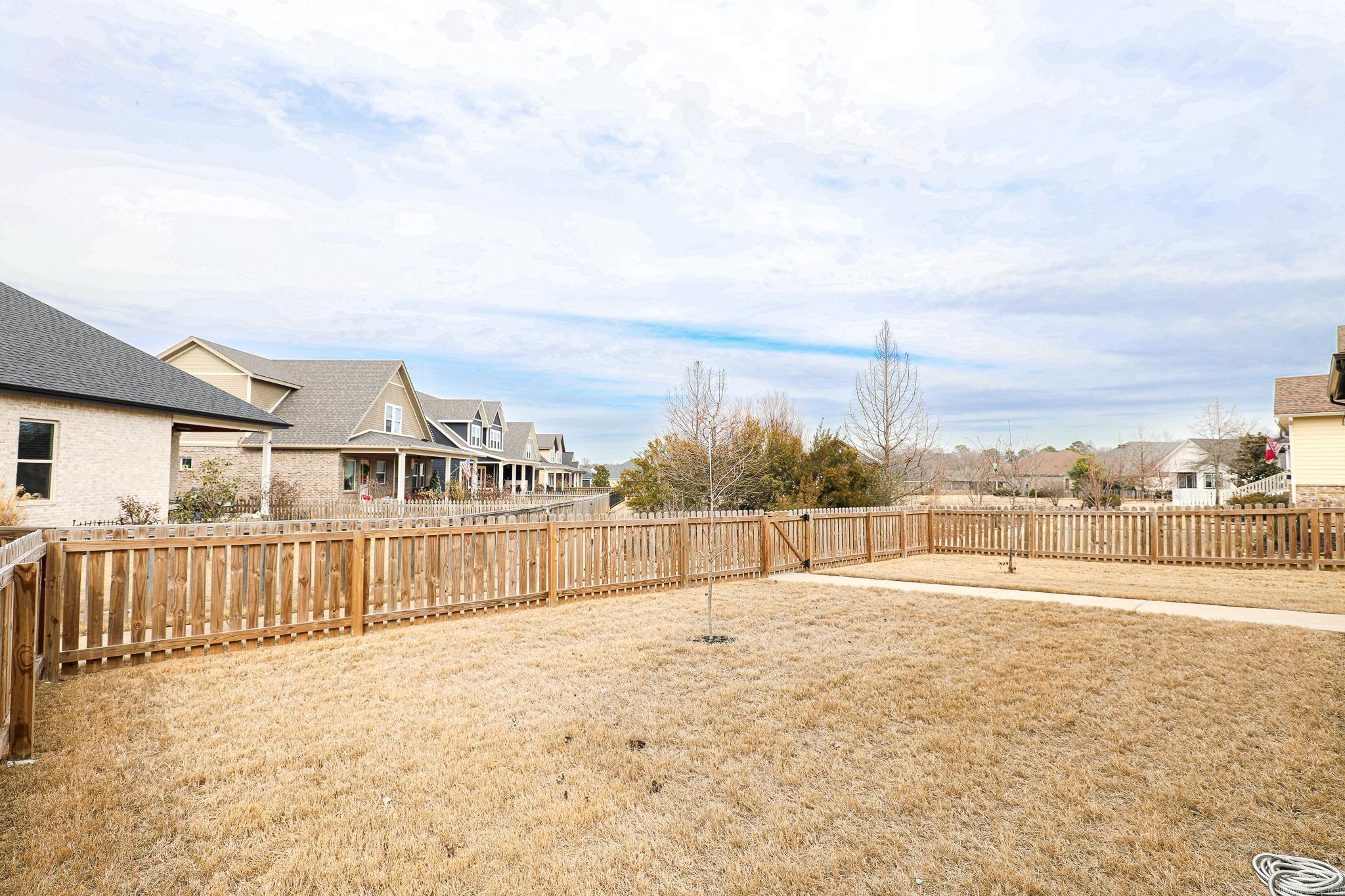 1128 ESSEX DRIVE  Benton, AR