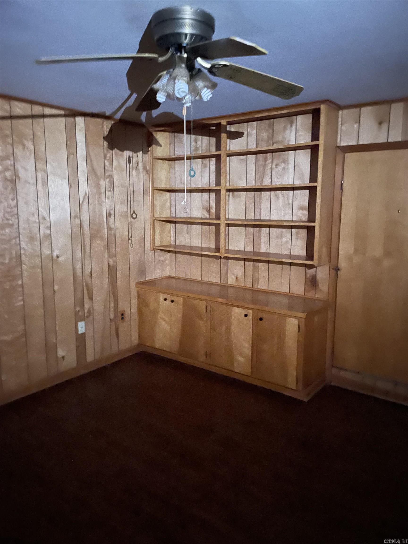 255 W Prairie St.  De Valls Bluff, AR