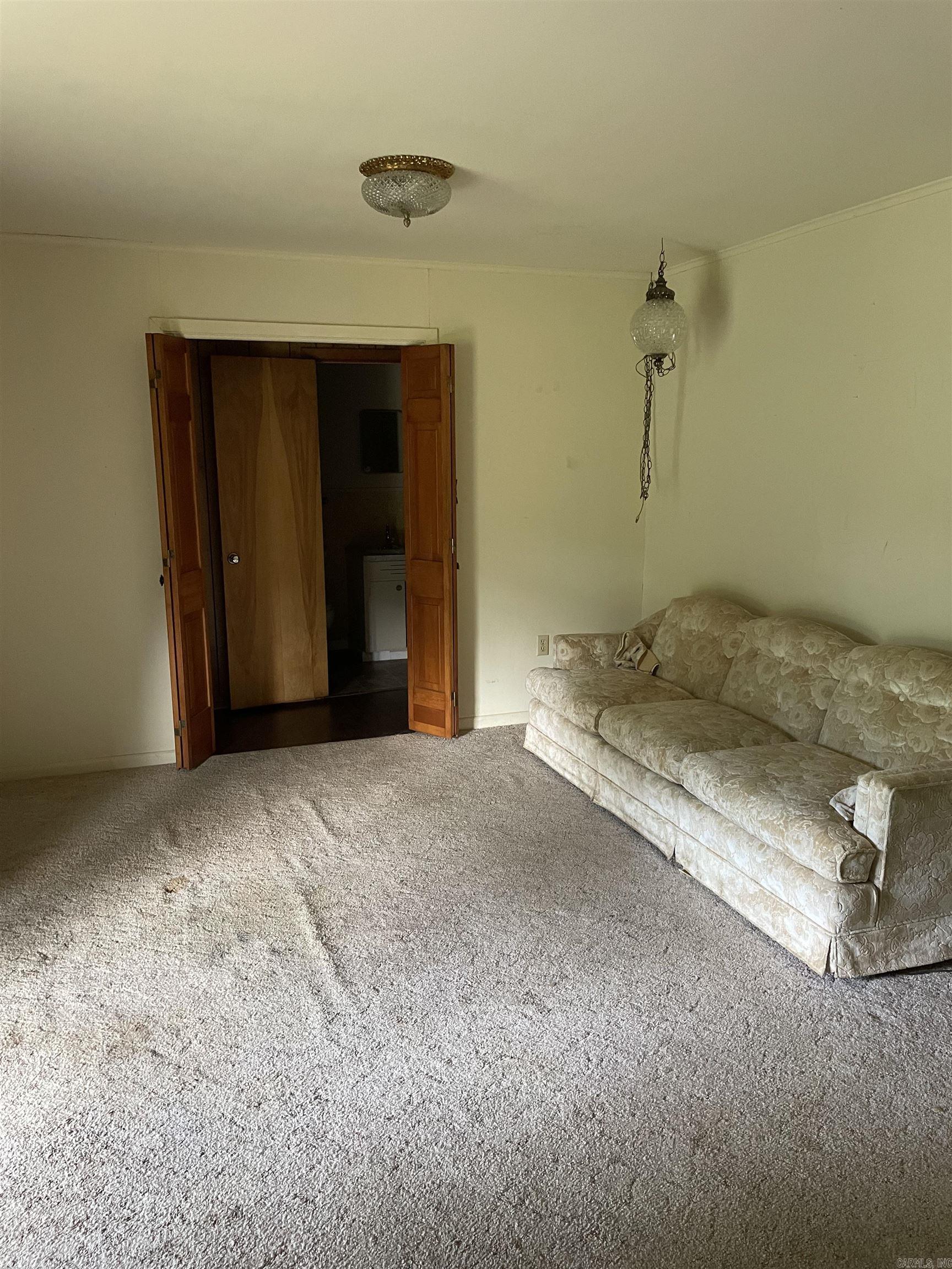 255 W Prairie St.  De Valls Bluff, AR