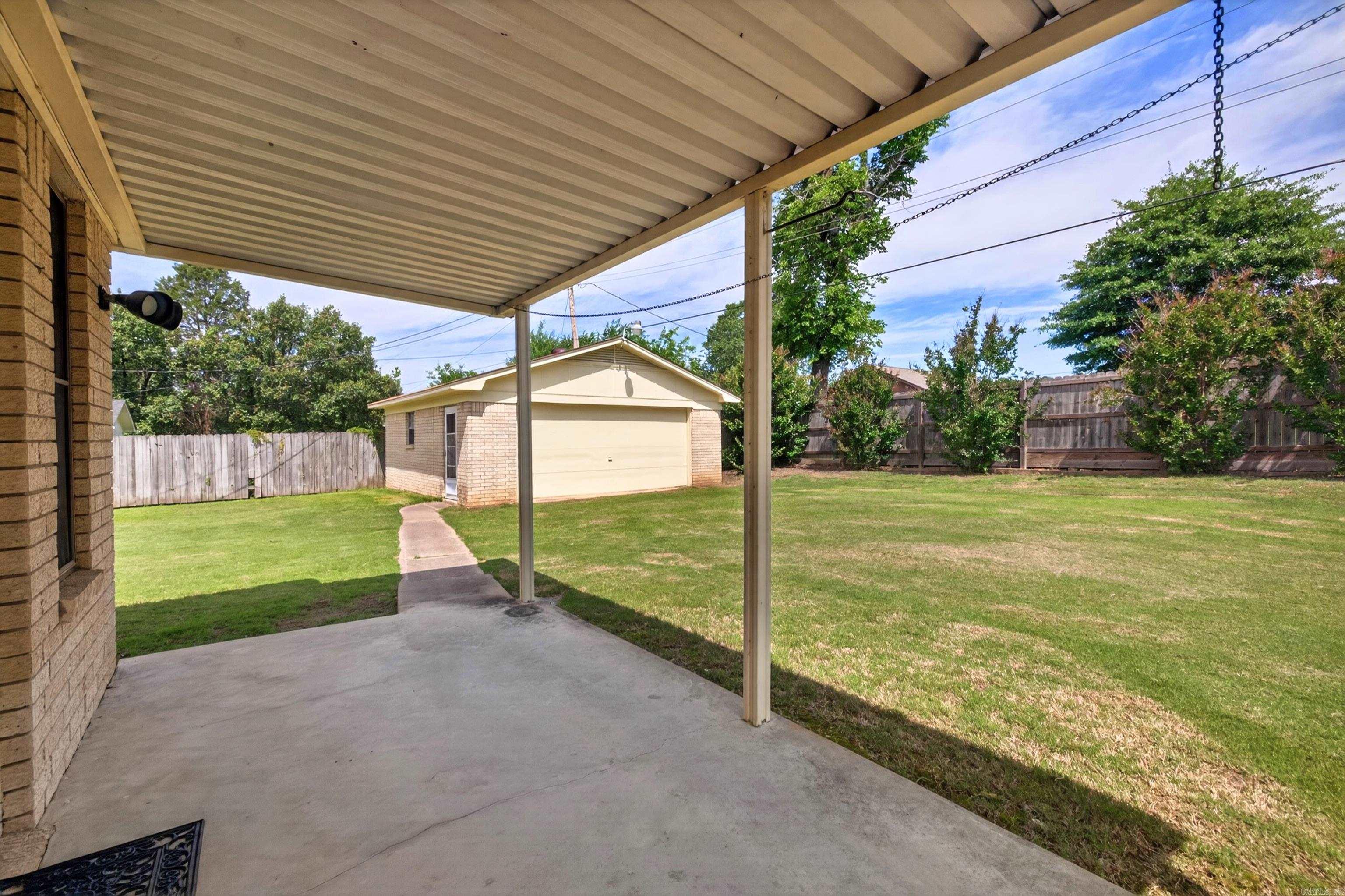 1338 Glenmere Cir  Malvern, AR