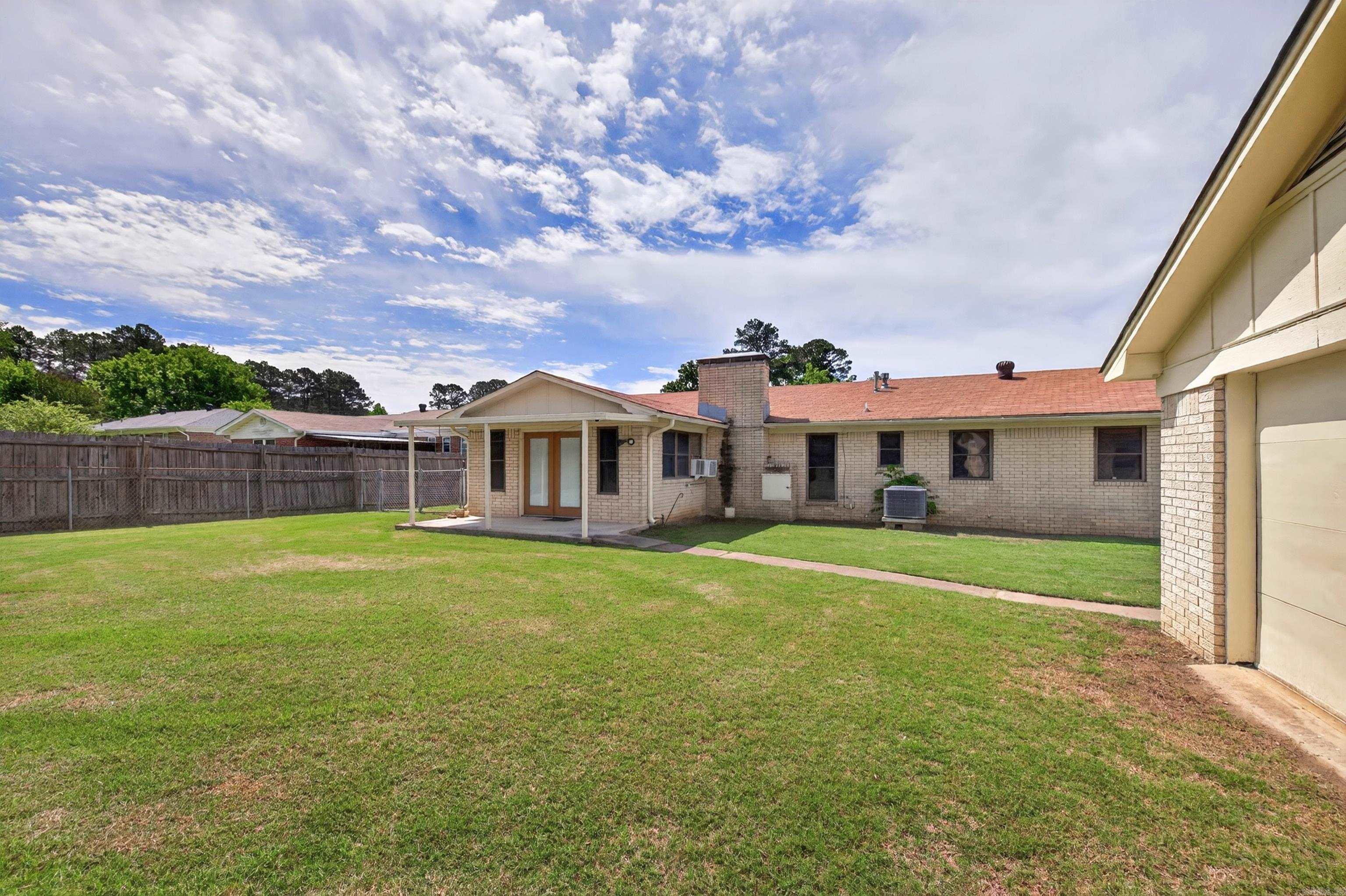 1338 Glenmere Cir  Malvern, AR
