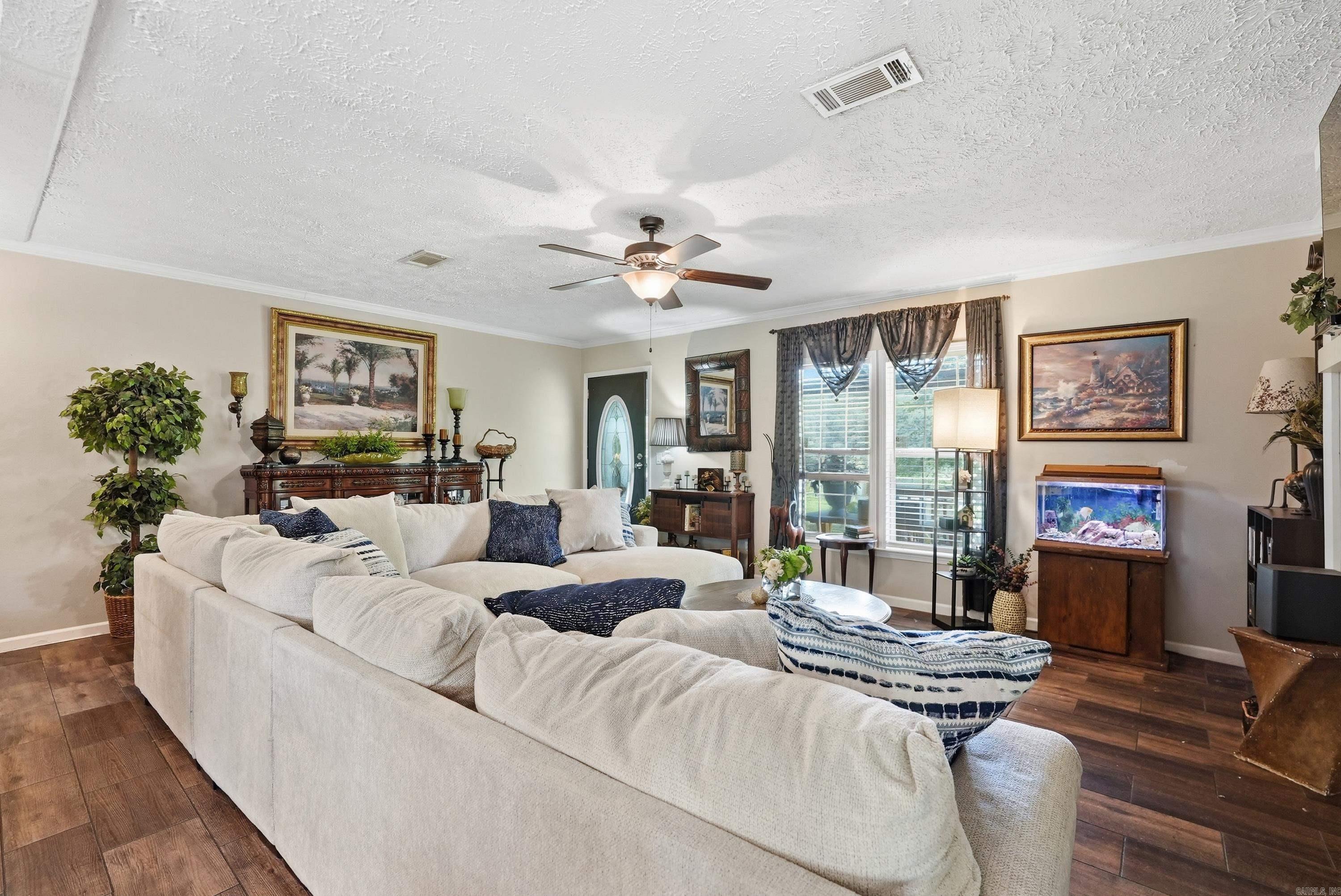3001 S Evans  White Hall, AR