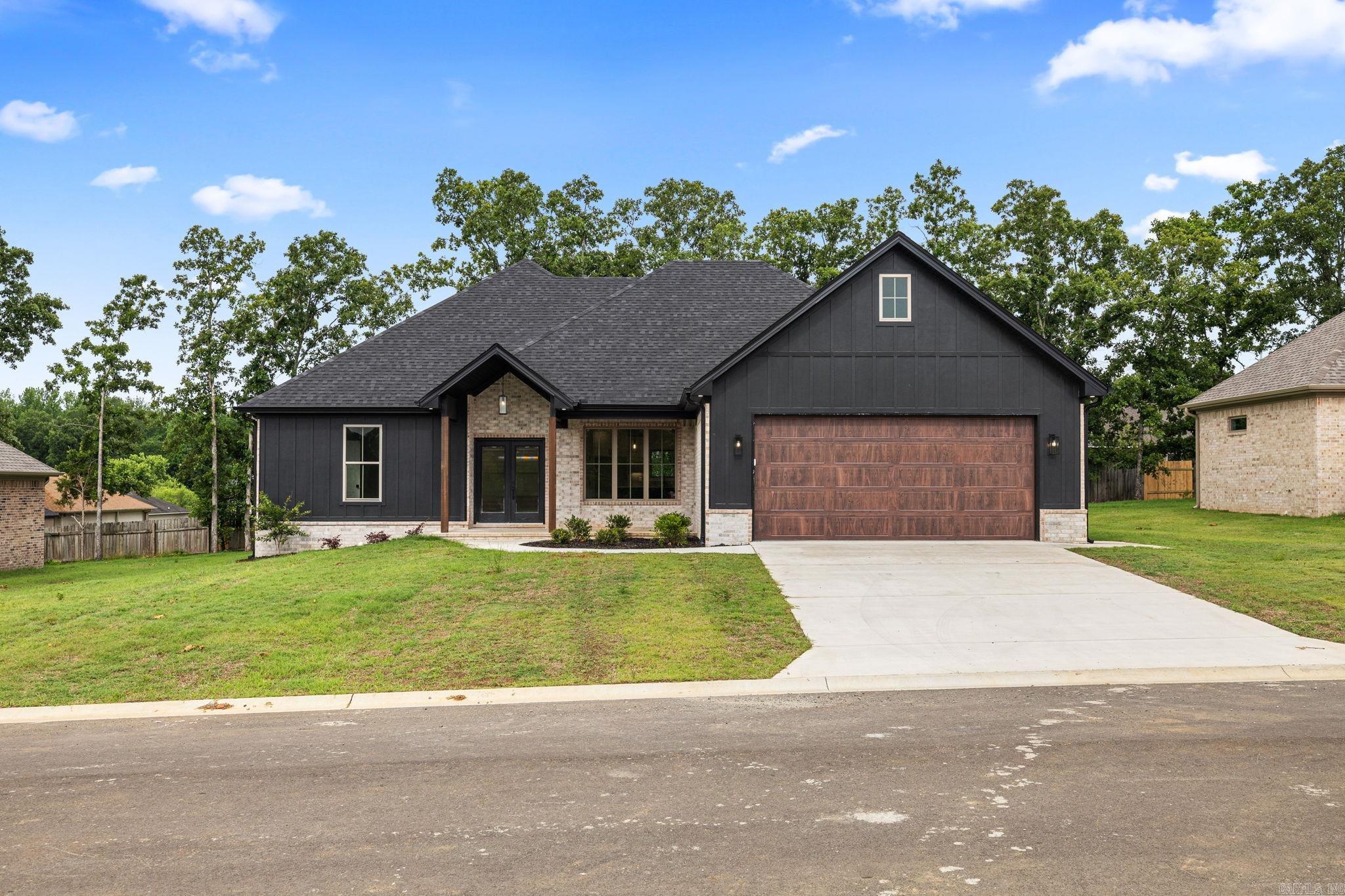 740 Grand Valley  Austin, AR