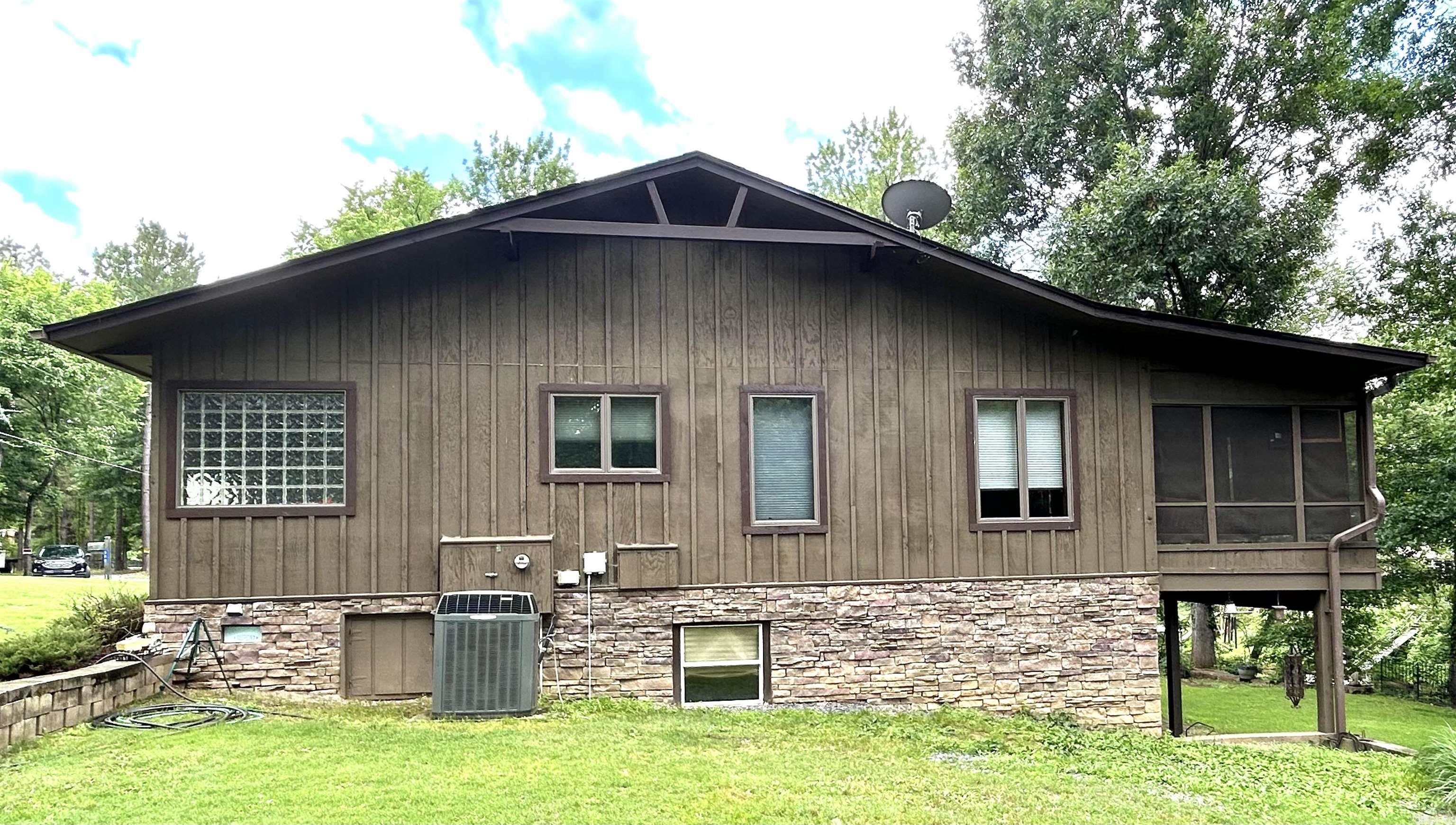 300 S Chinkapin Drive Pangburn, AR 72121