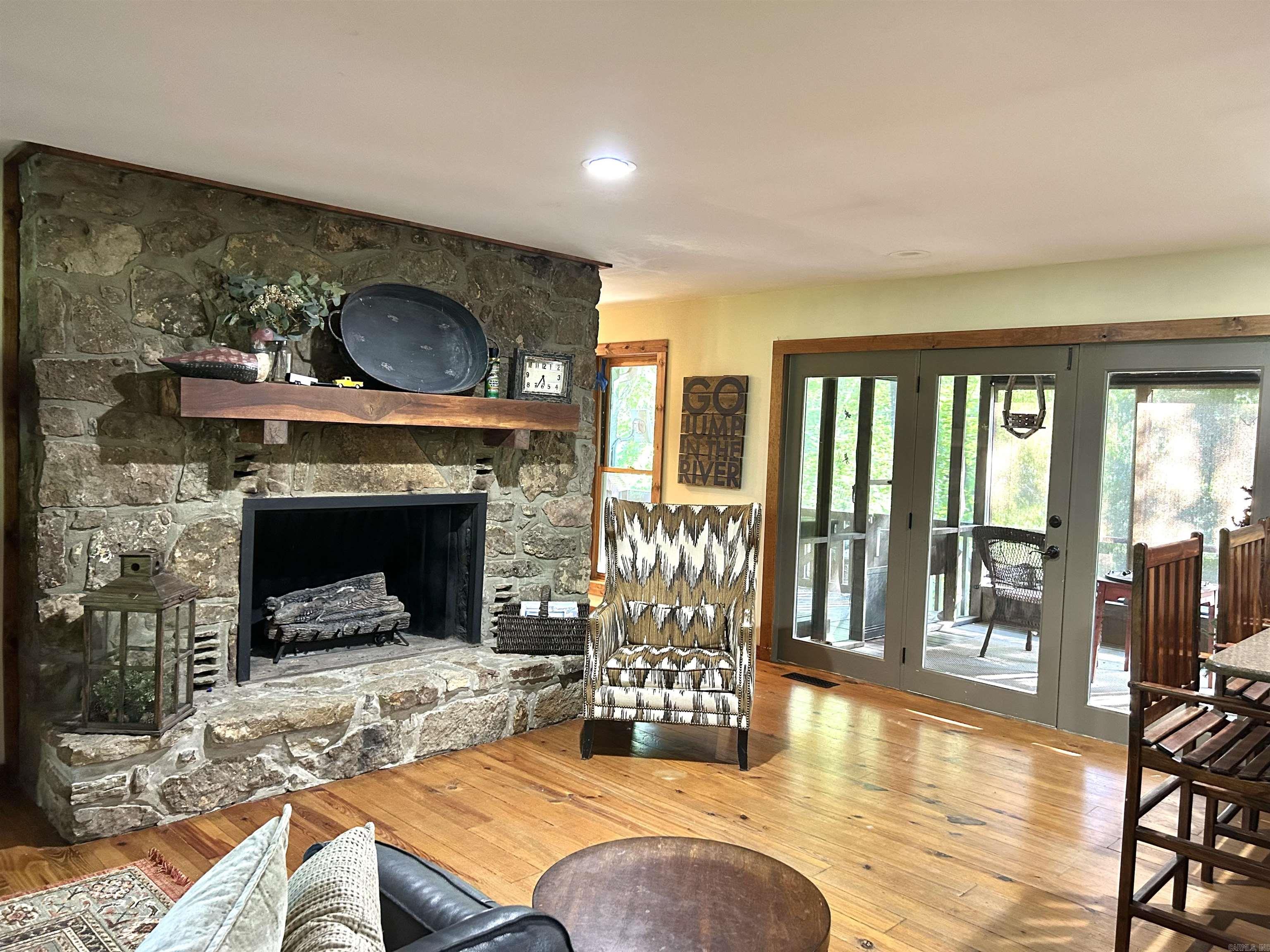 300 S Chinkapin Drive Pangburn, AR 72121