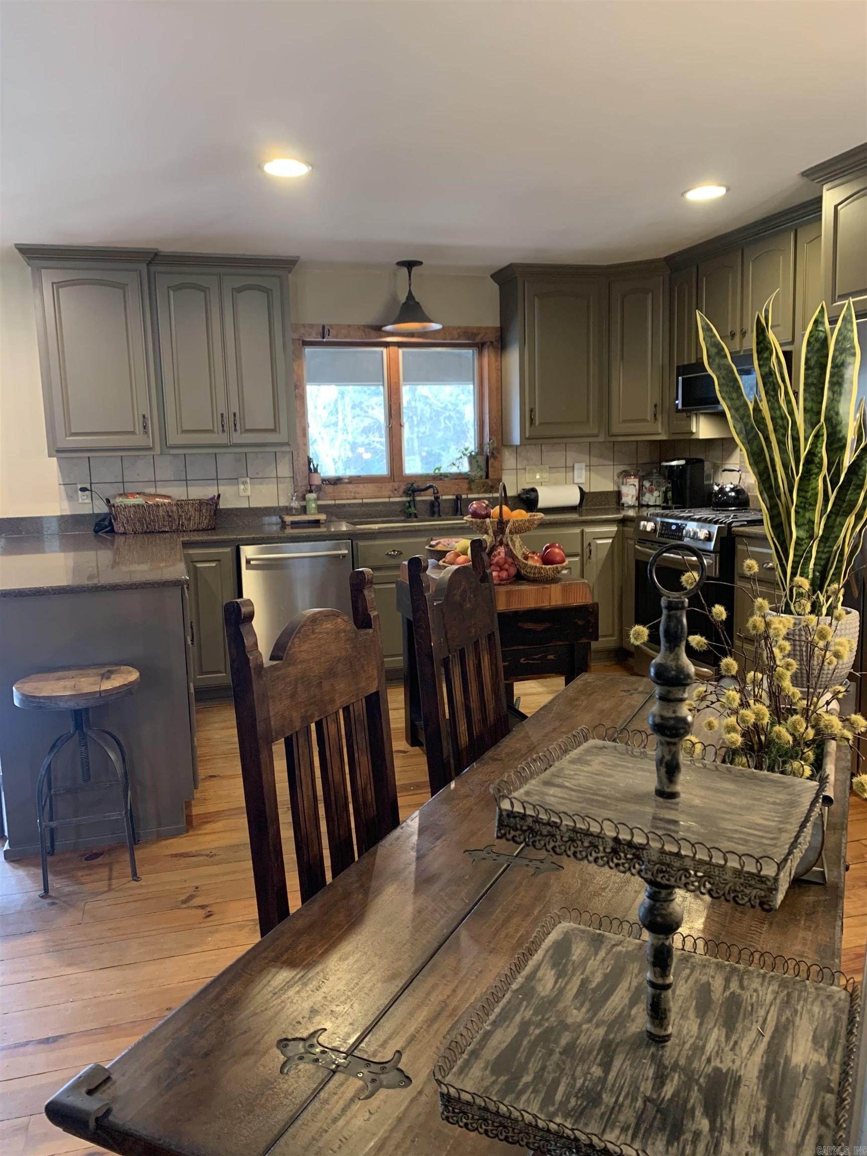 300 S Chinkapin Drive Pangburn, AR 72121