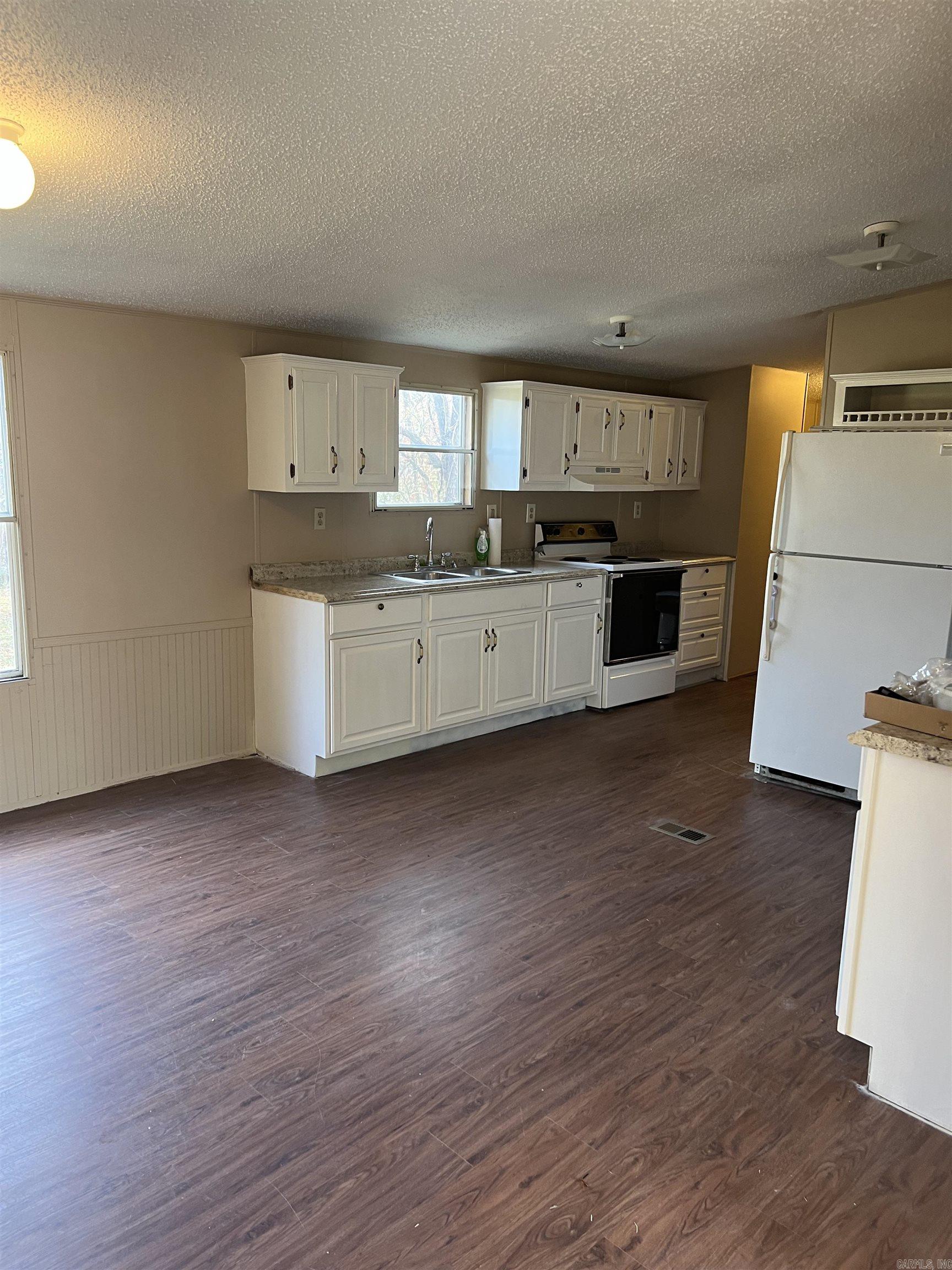 501 Girard Stret  Flippin, AR