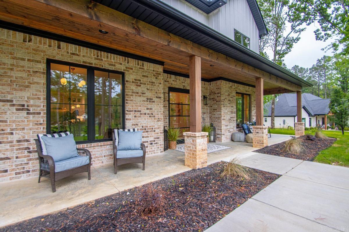 7048 Hannah Lane Benton, AR 72019