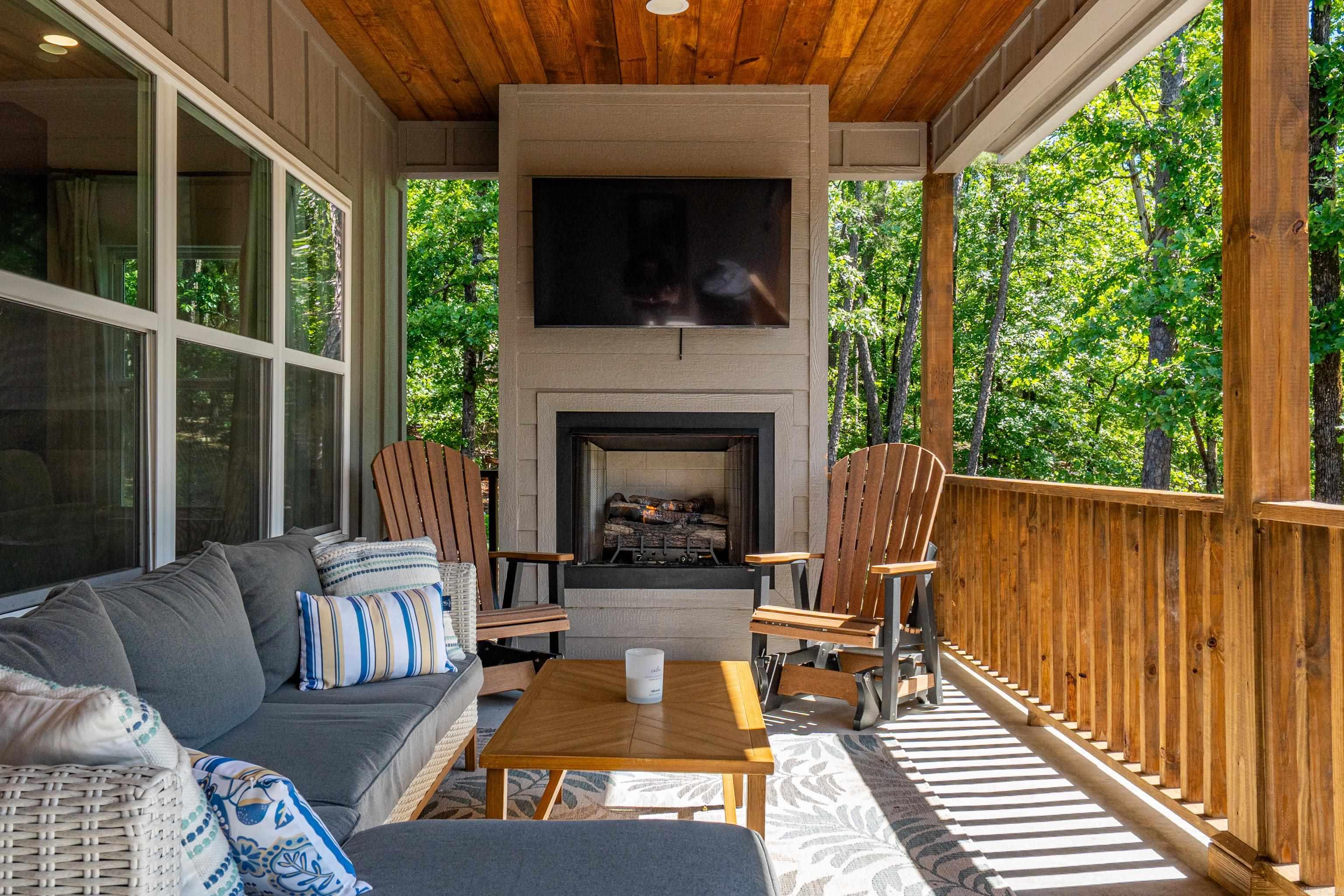 15 Cresta Way Hot Springs Village, AR 71909
