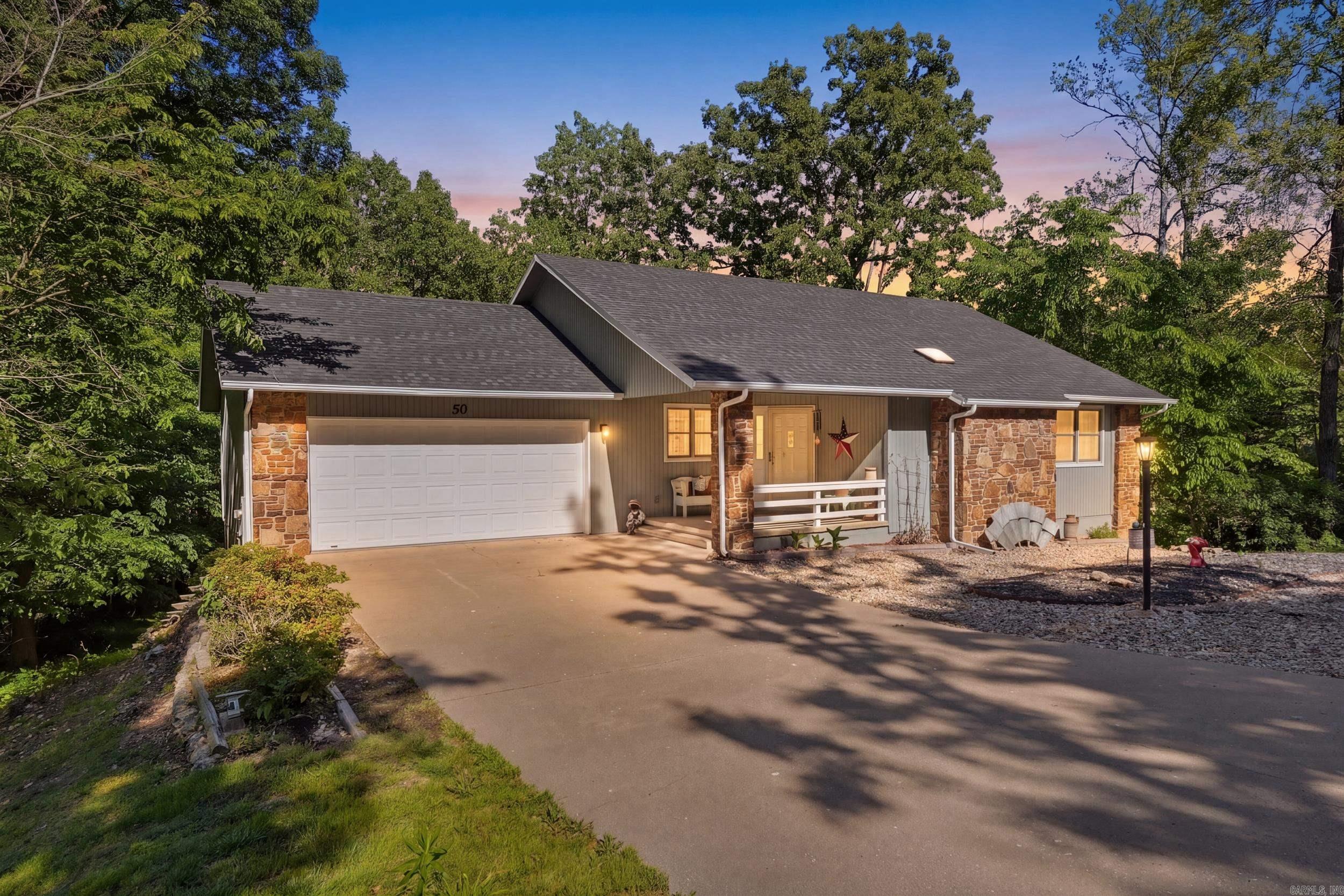 50 Ruthwell Drive  Bella Villa, AR