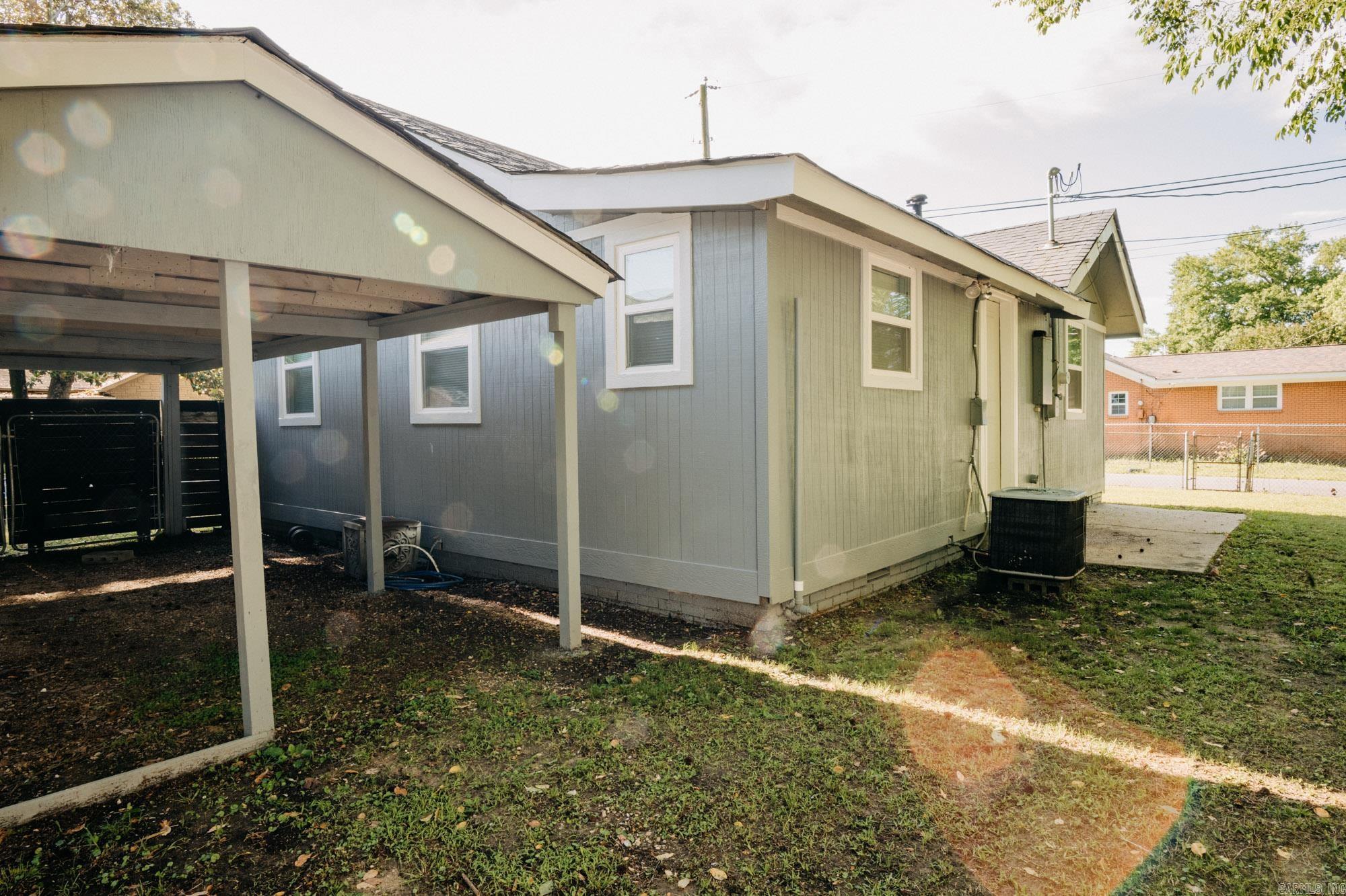 523 Cox Street Benton, AR 72015