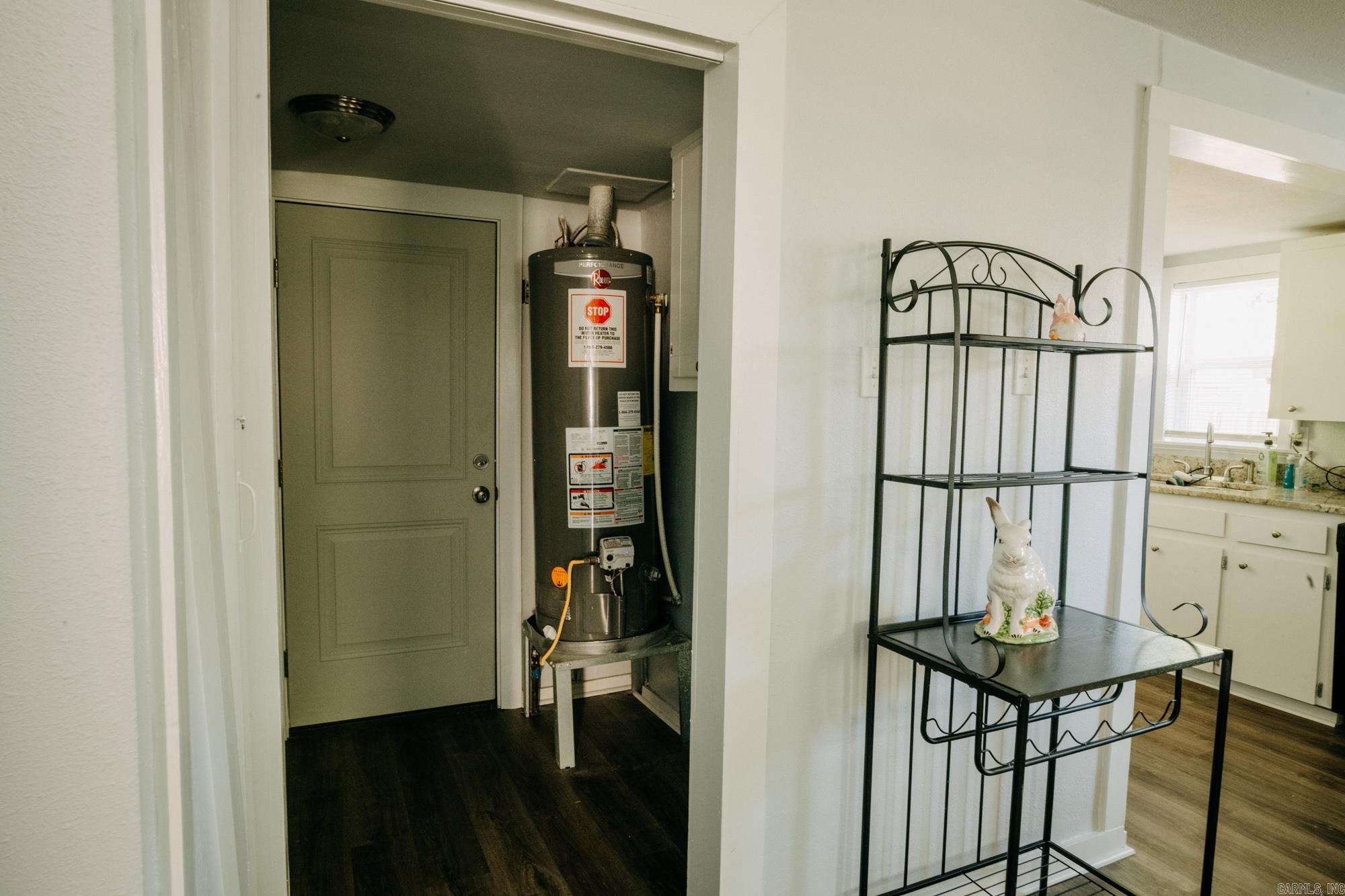 523 Cox Street Benton, AR 72015