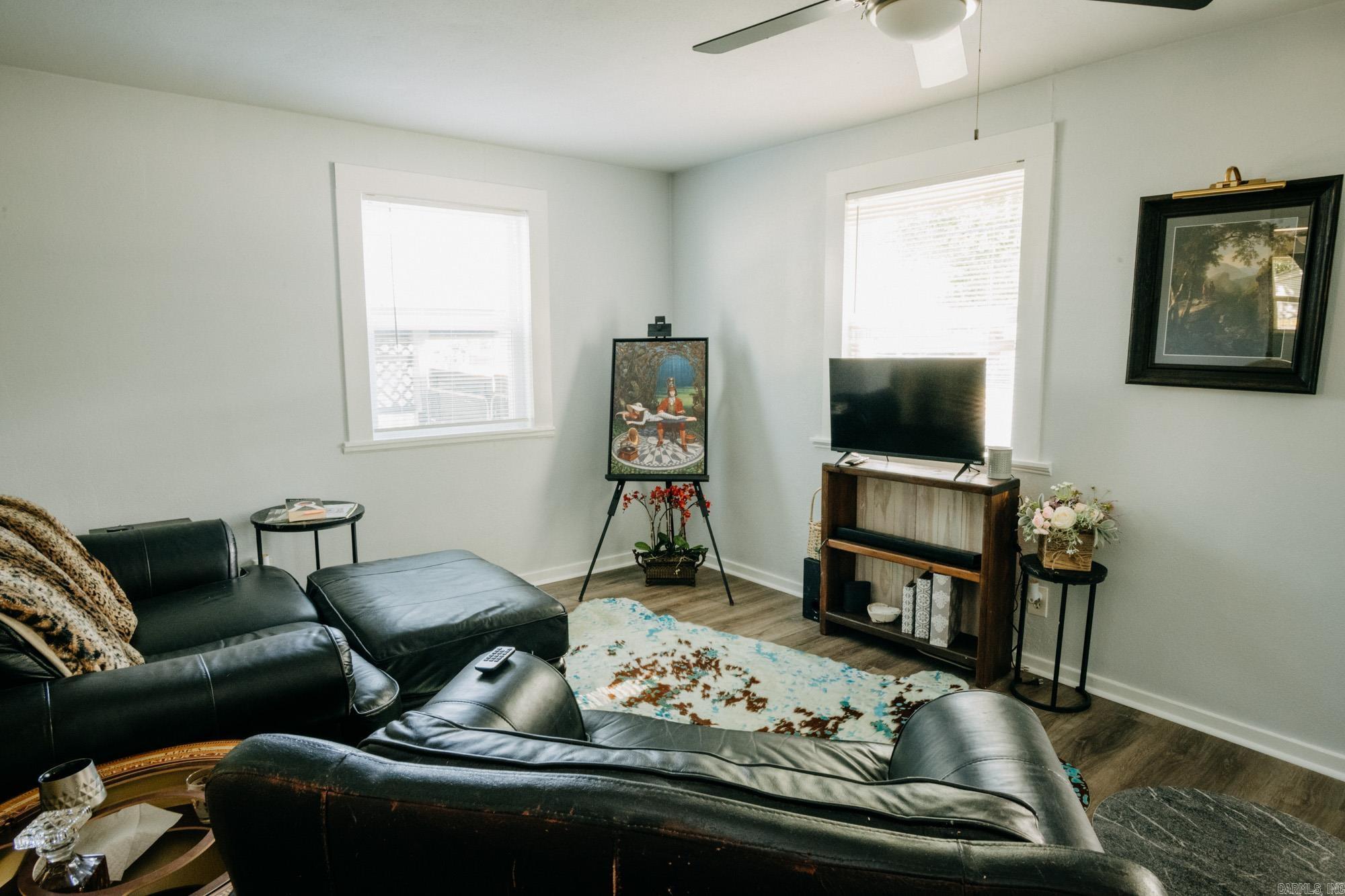 523 Cox Street Benton, AR 72015
