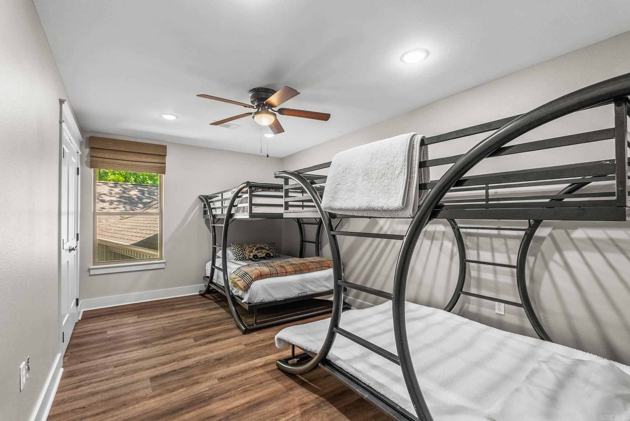 116 Eagle Shores Circle  Fairfield Bay, AR