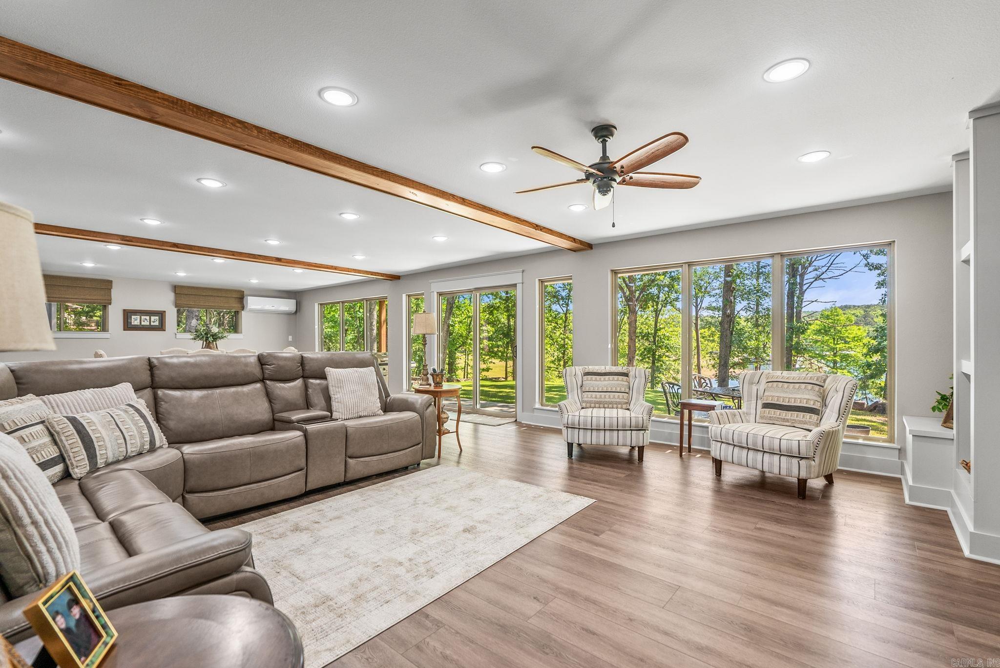 116 Eagle Shores Circle  Fairfield Bay, AR