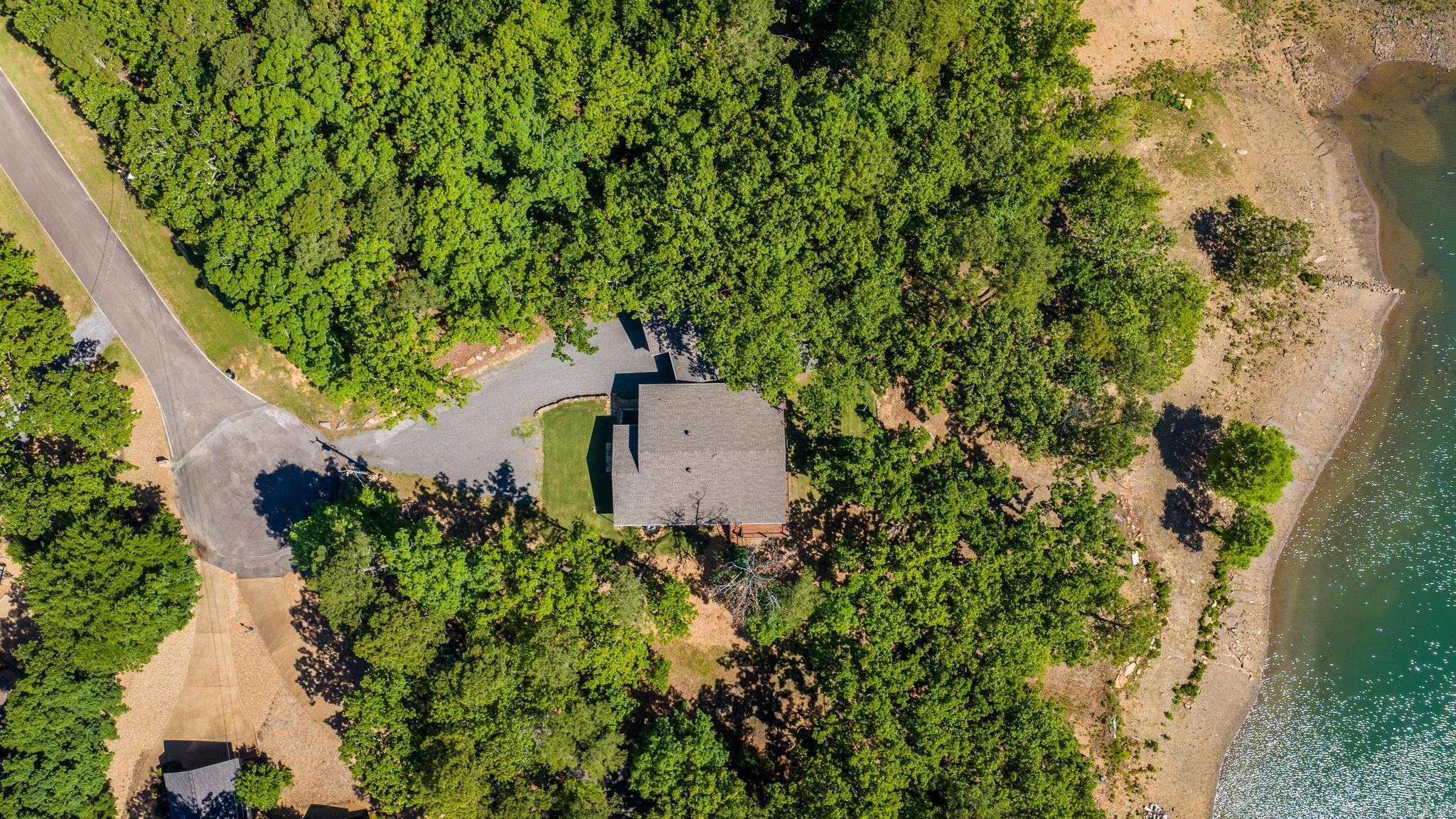 116 Eagle Shores Circle  Fairfield Bay, AR