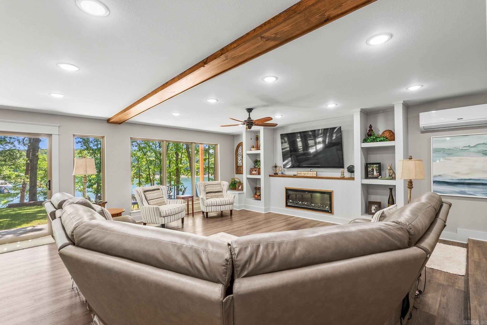 116 Eagle Shores Circle  Fairfield Bay, AR