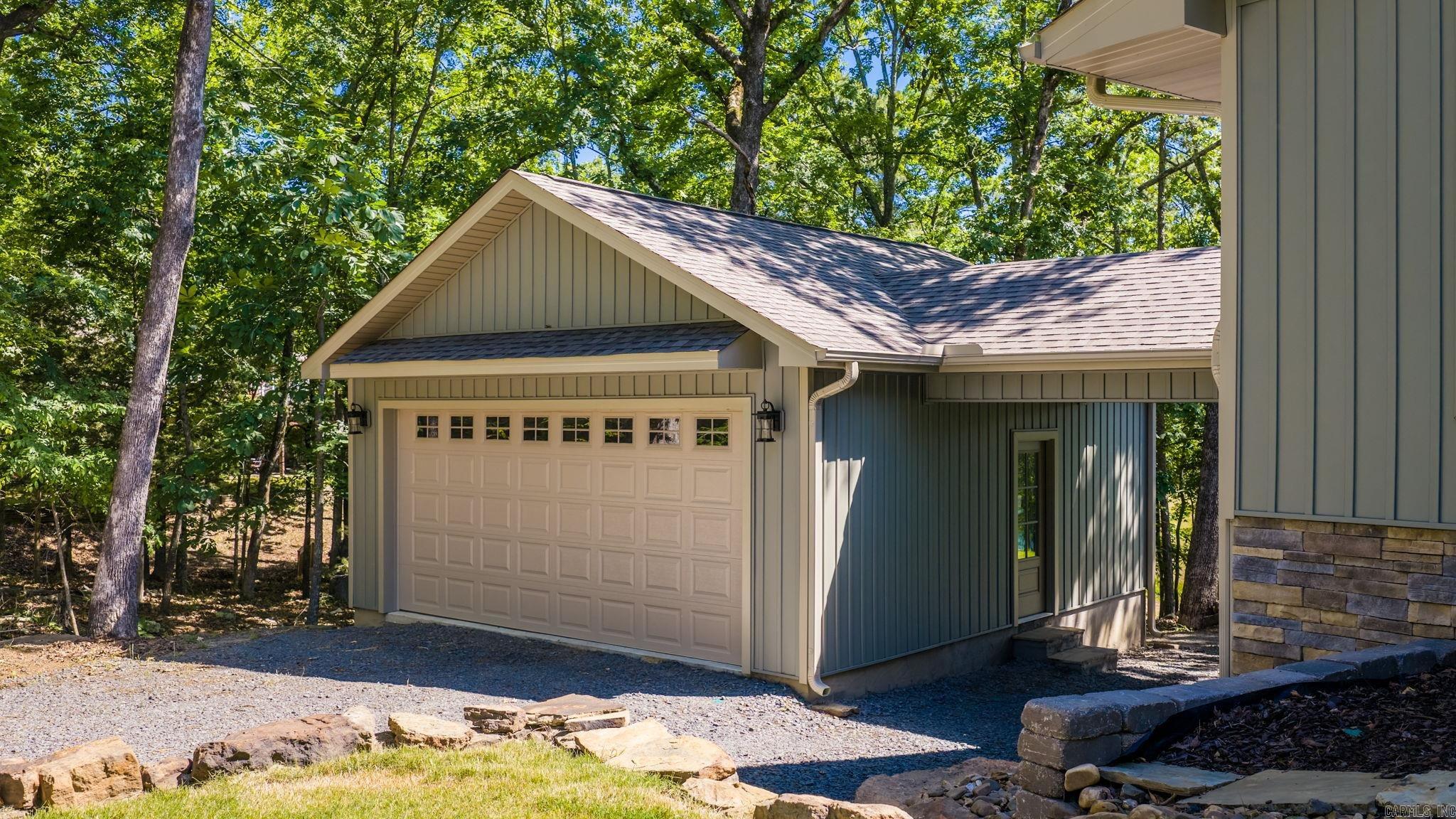 116 Eagle Shores Circle  Fairfield Bay, AR
