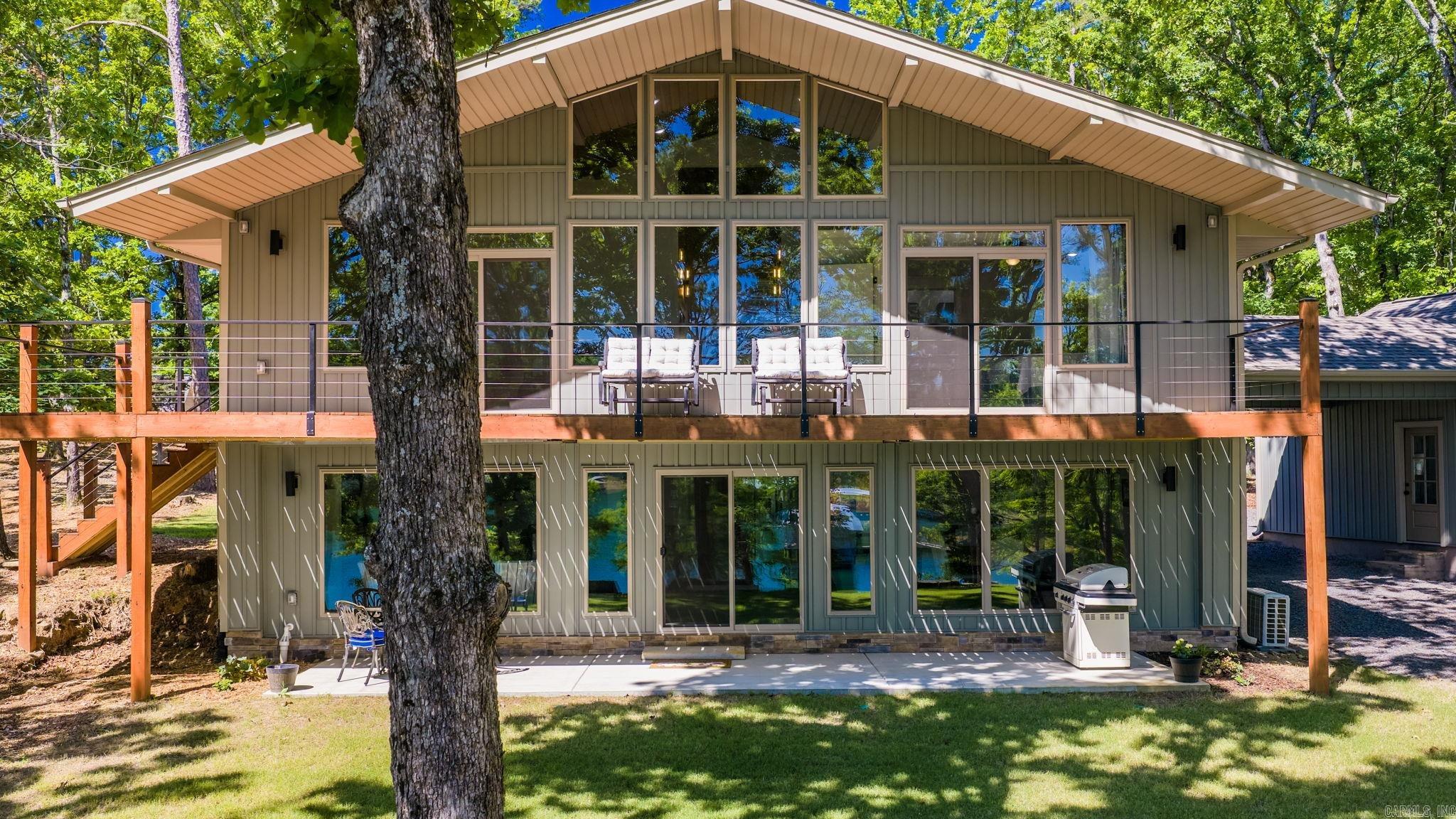 116 Eagle Shores Circle  Fairfield Bay, AR