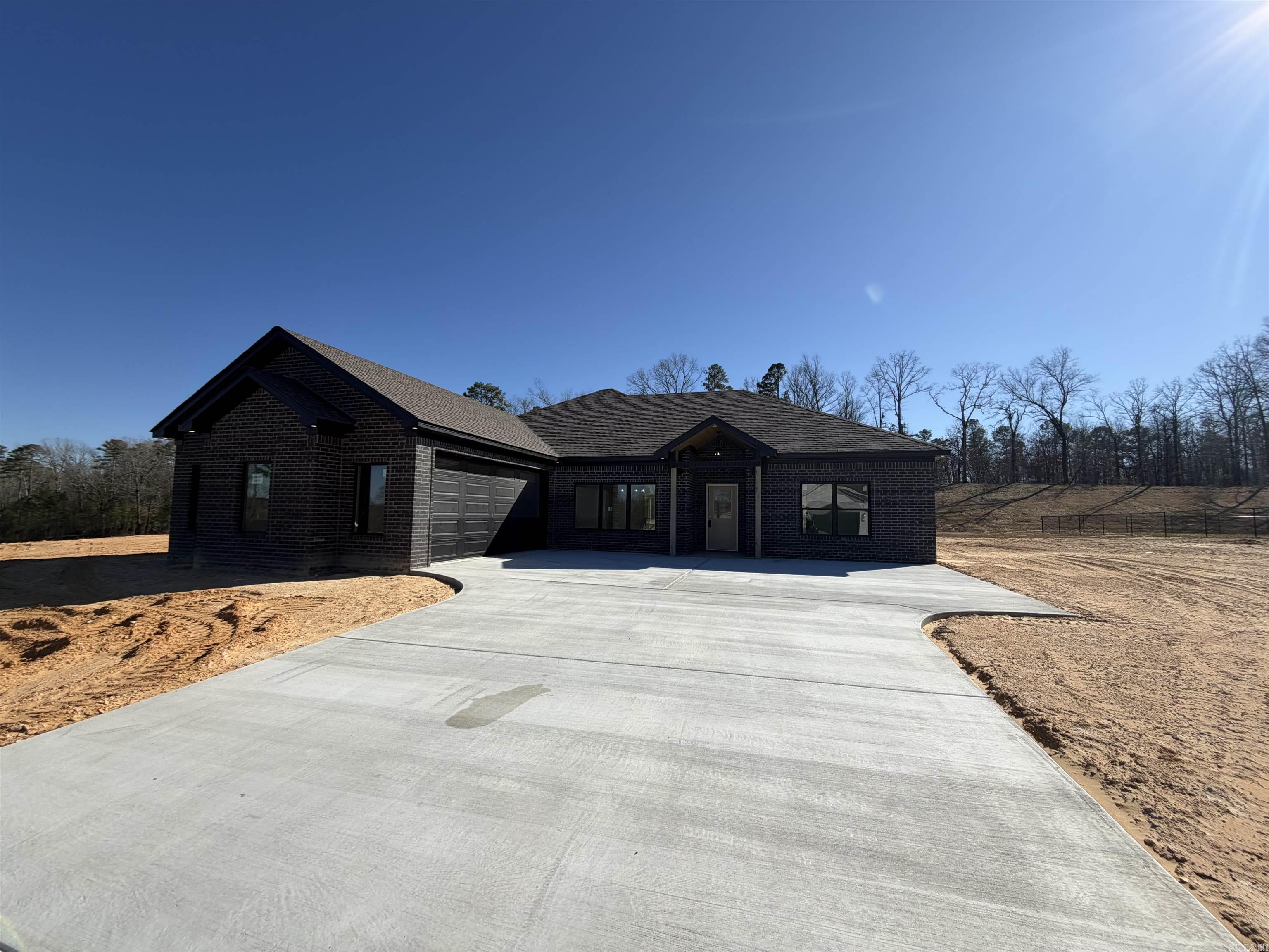 1160 Duke  Bauxite, AR