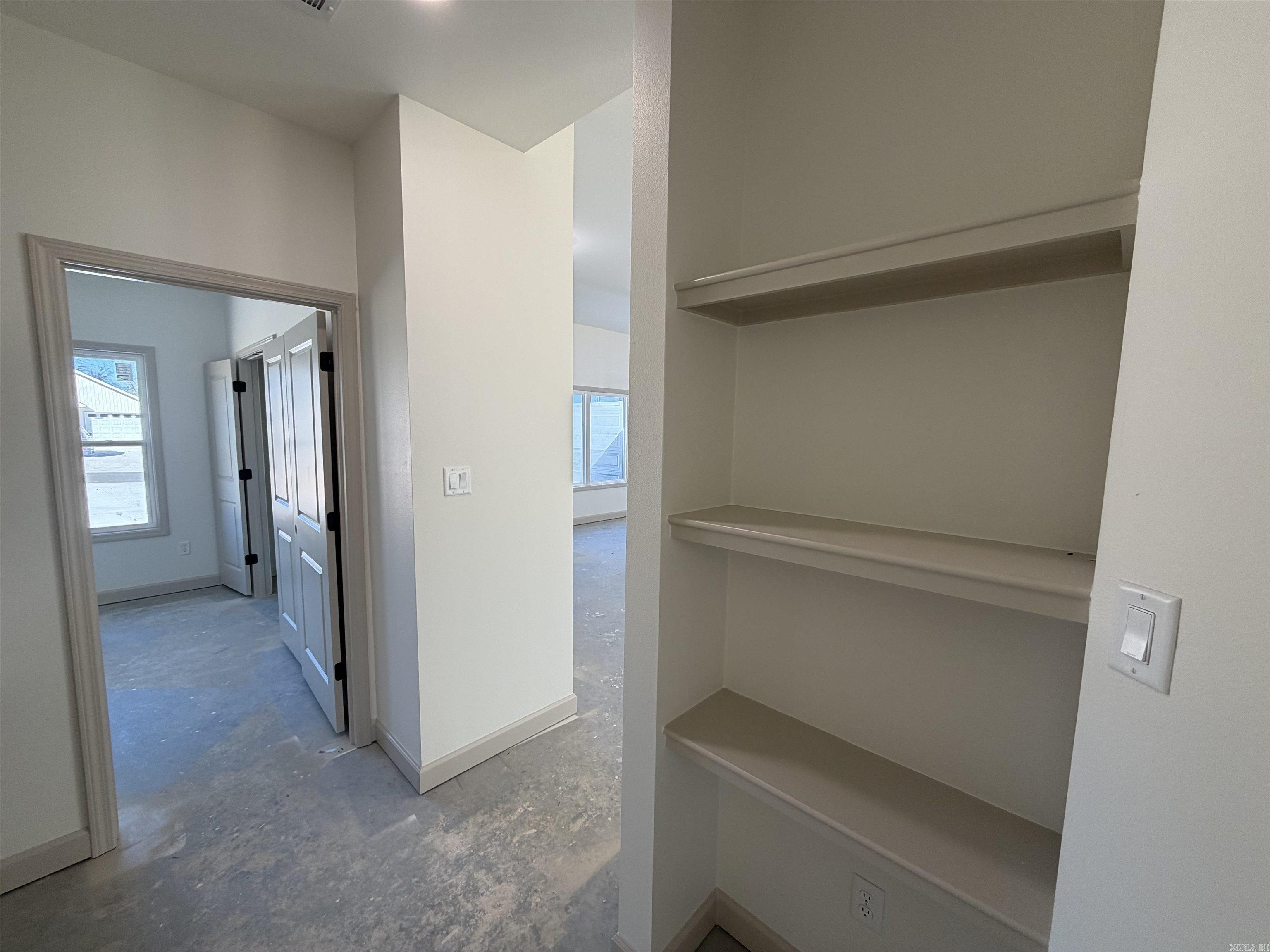 1160 Duke  Bauxite, AR