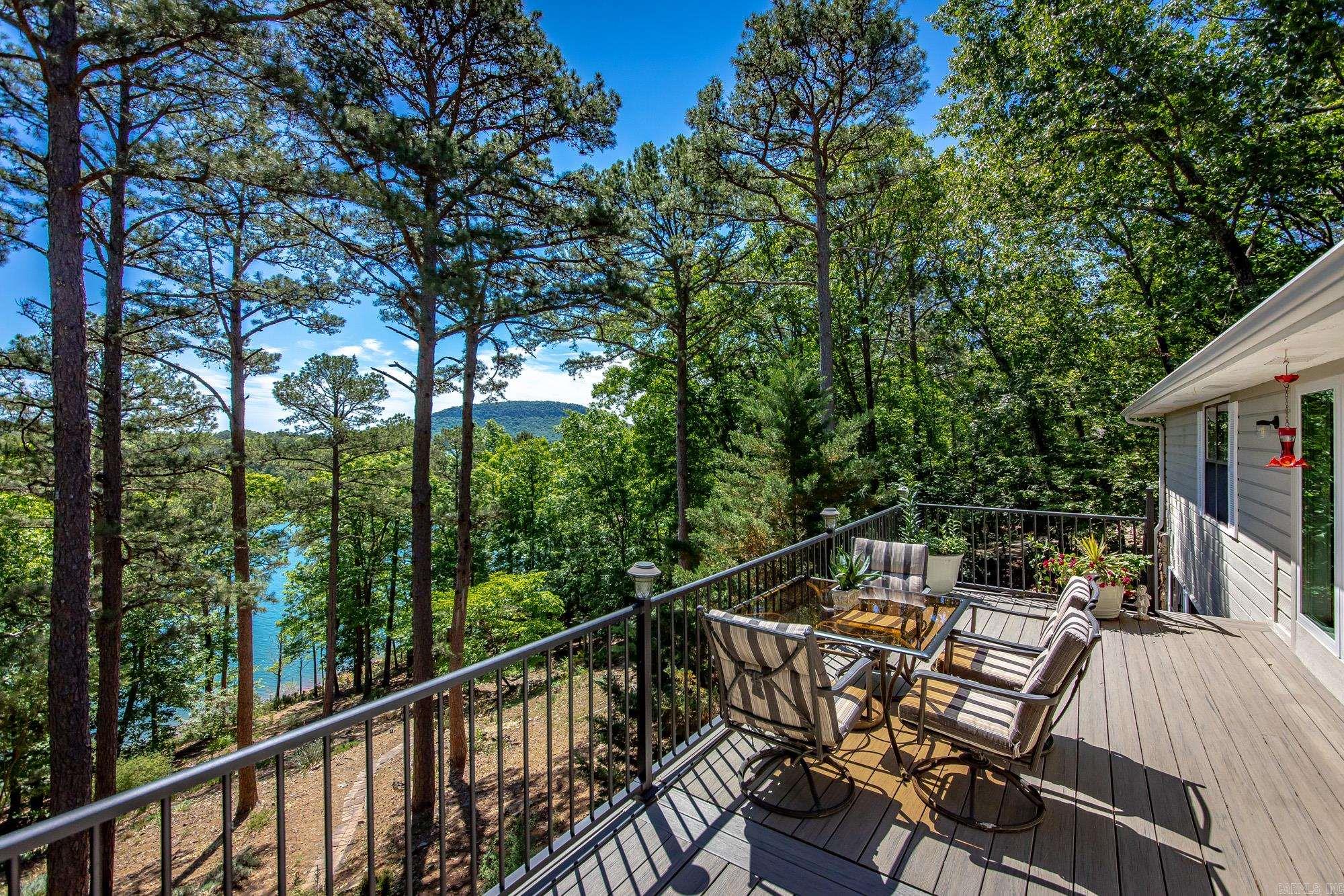 252 Lakeside  Fairfield Bay, AR