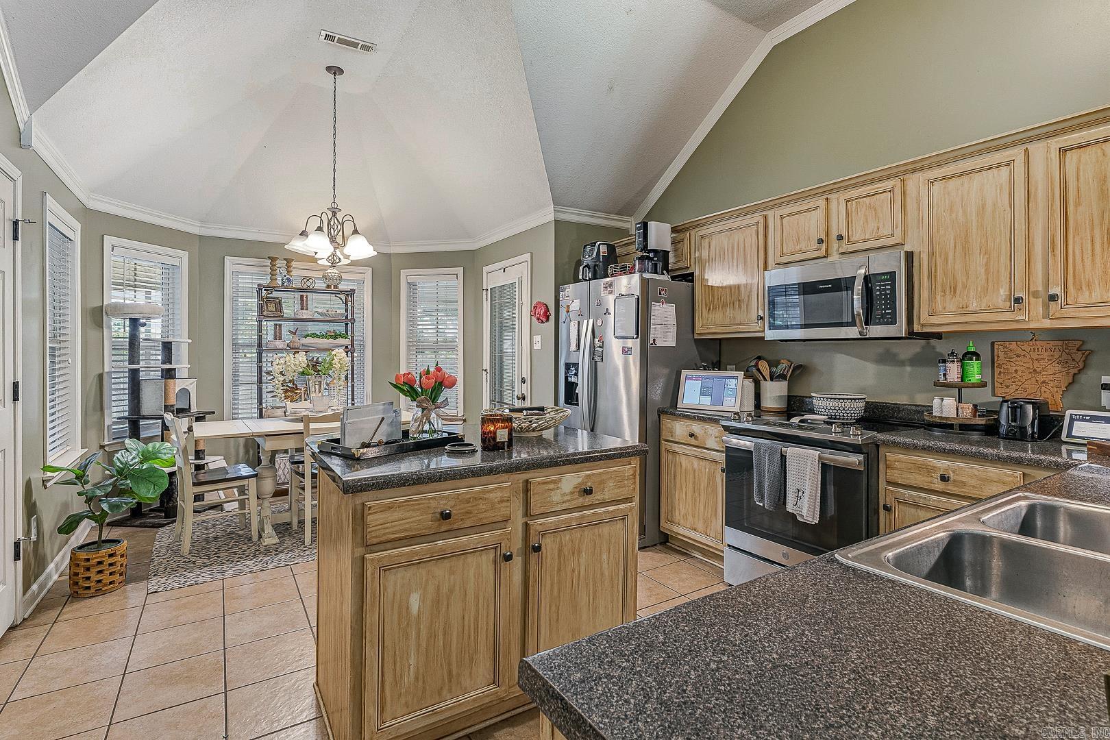 3717 Ridgeway  Jonesboro, AR