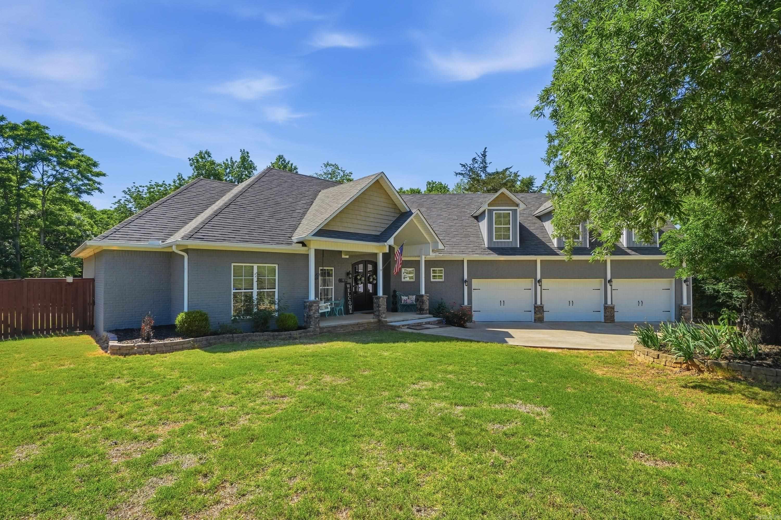 4 Evergreen  Greenbrier, AR