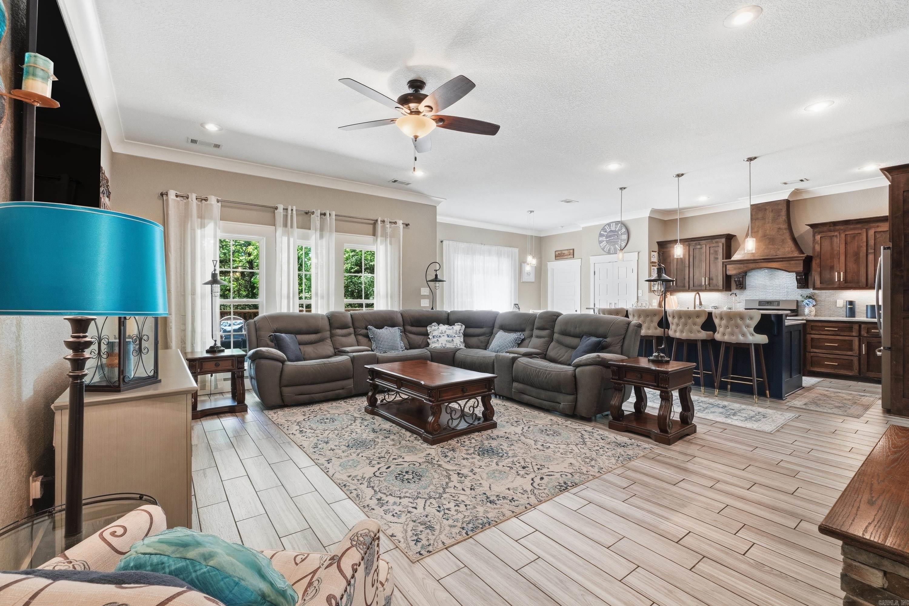 4 Evergreen  Greenbrier, AR