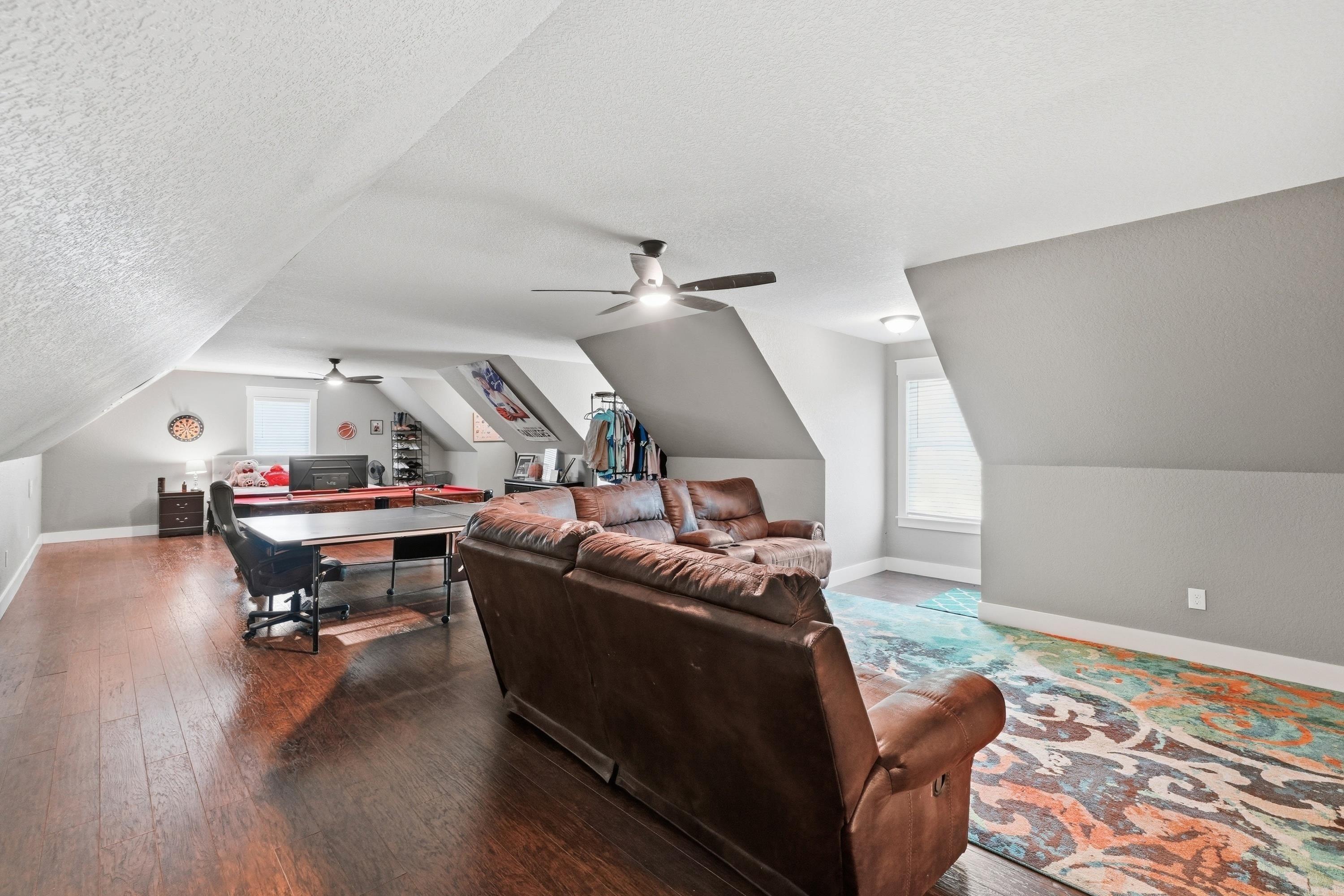 4 Evergreen  Greenbrier, AR