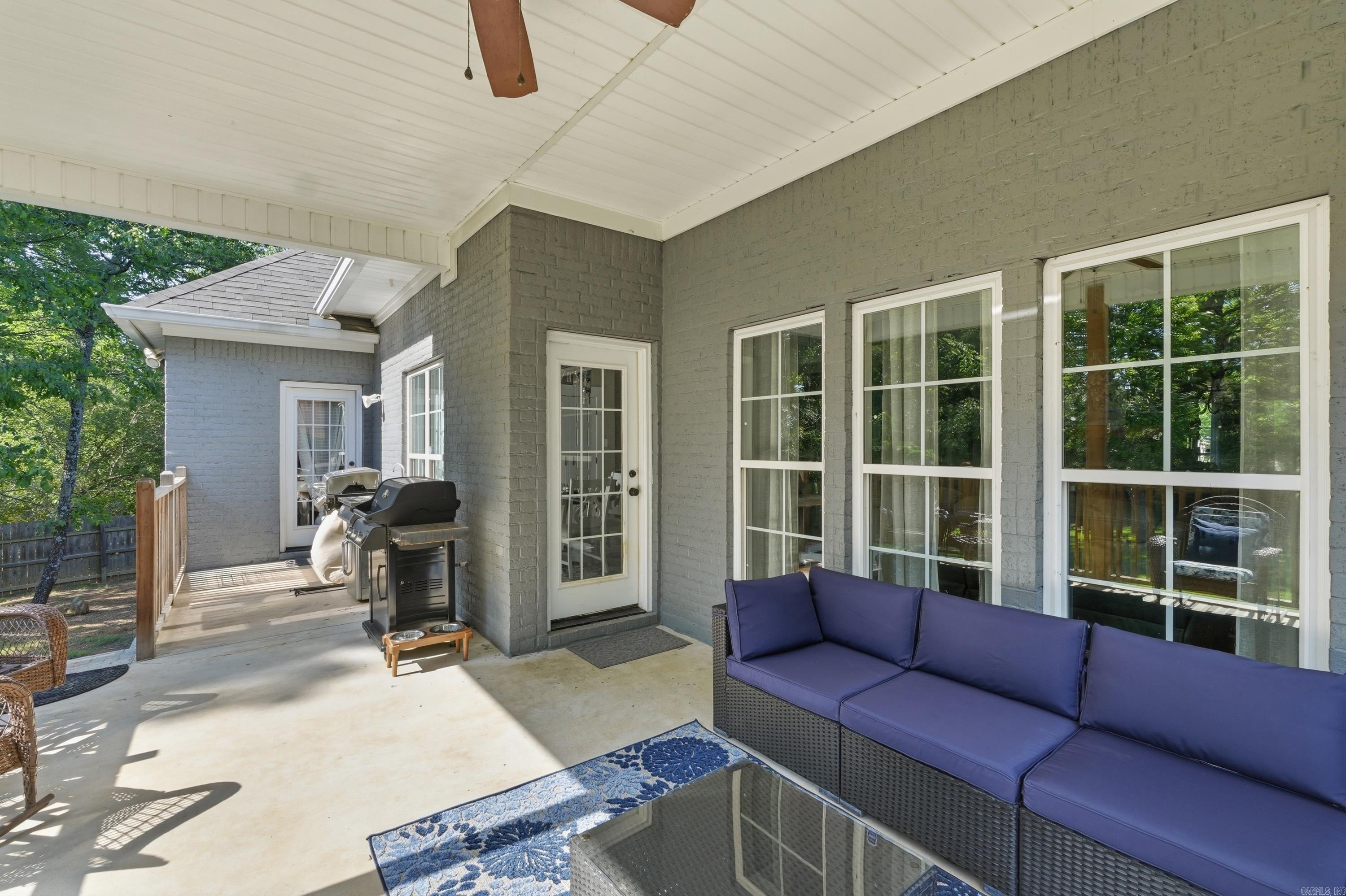 4 Evergreen  Greenbrier, AR
