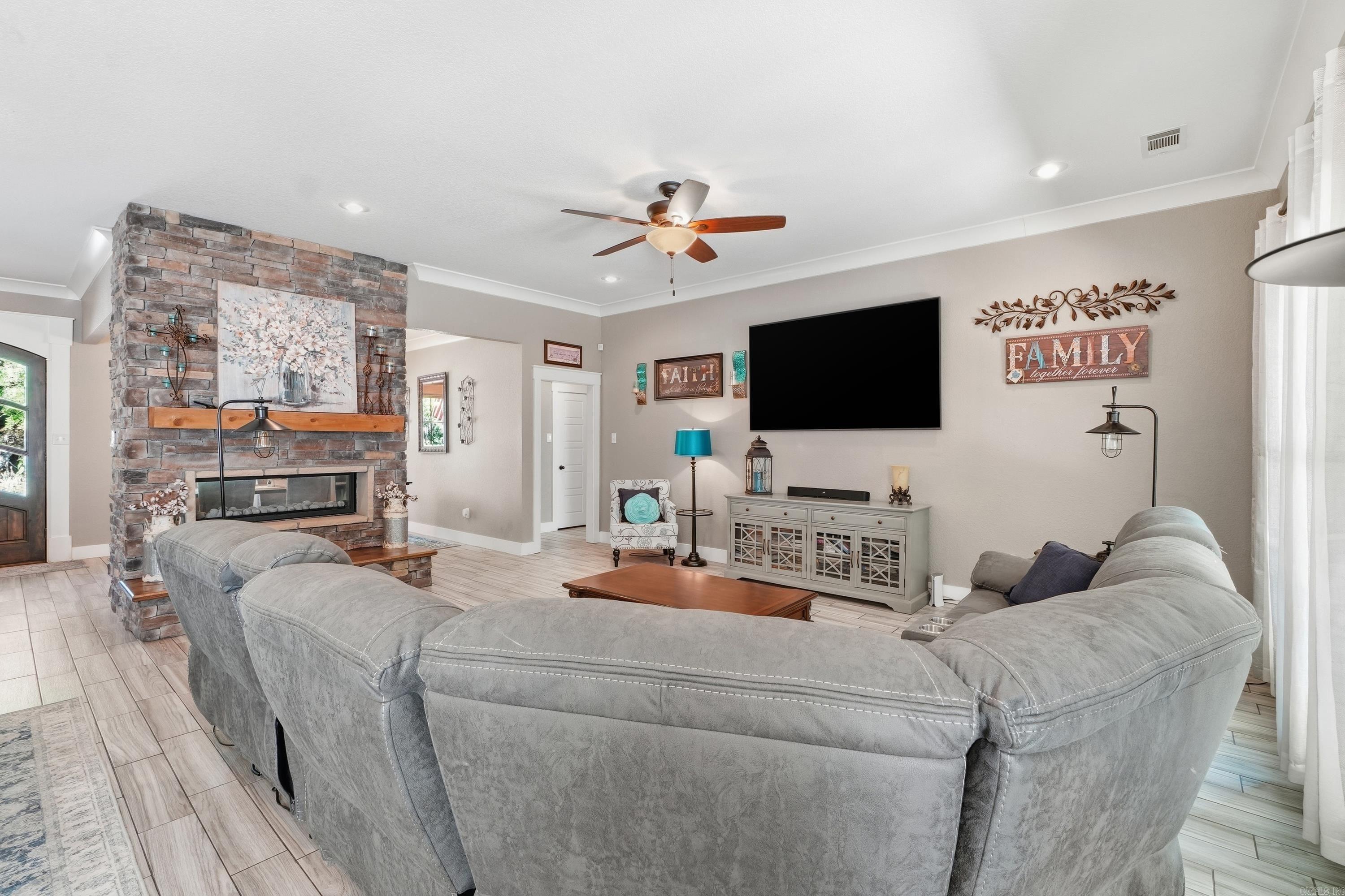 4 Evergreen  Greenbrier, AR