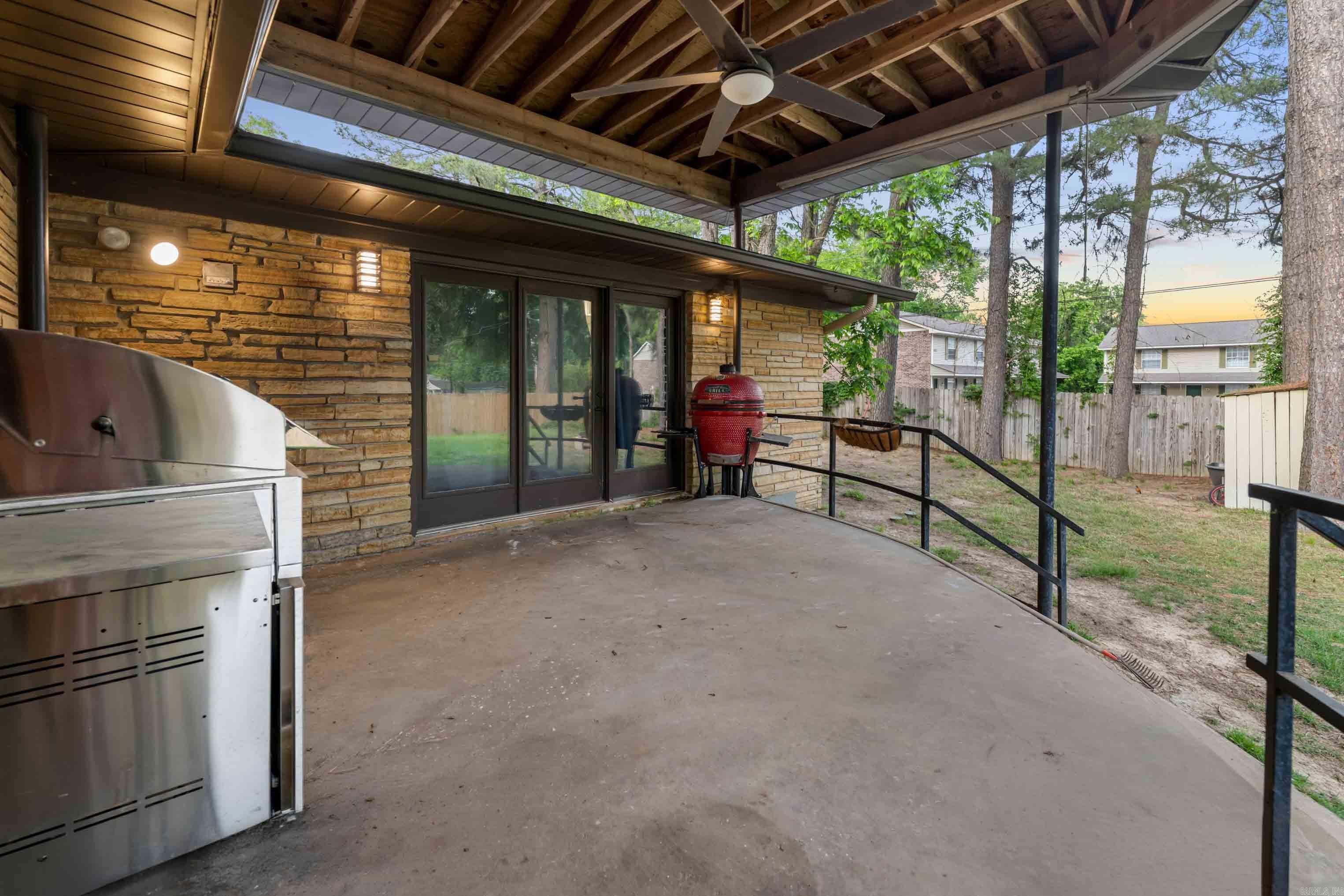 25 Harding Dr.  Searcy, AR