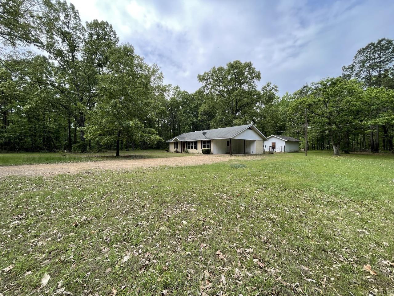 77 McNeely  Arkadelphia, AR