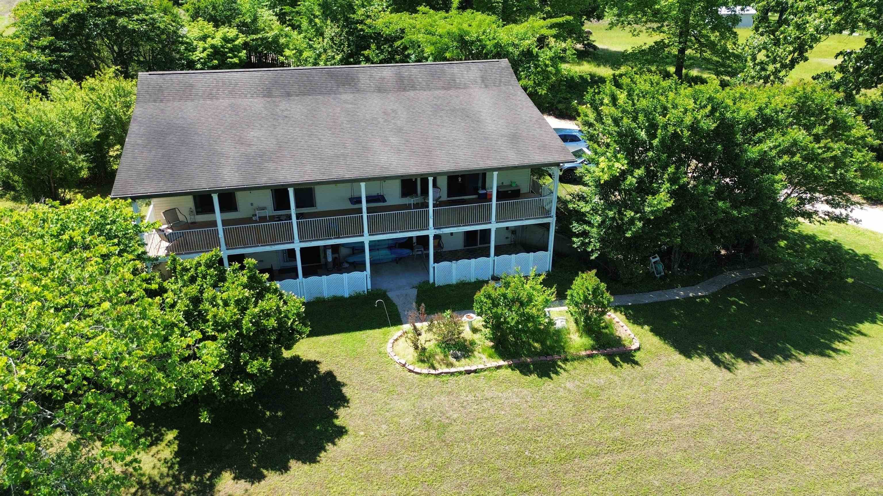 1350 Circle  Ash Flat, AR