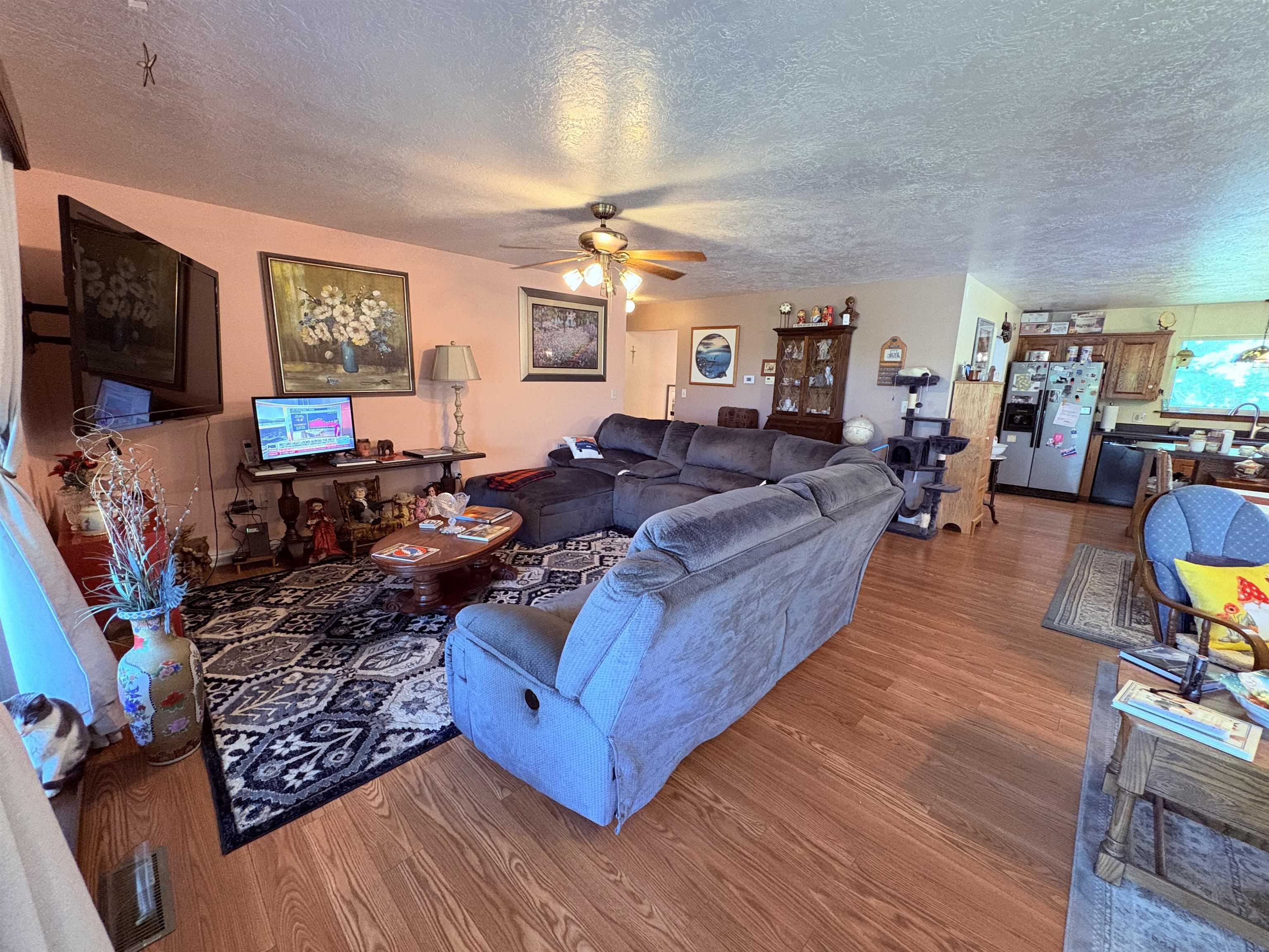 1350 Circle  Ash Flat, AR