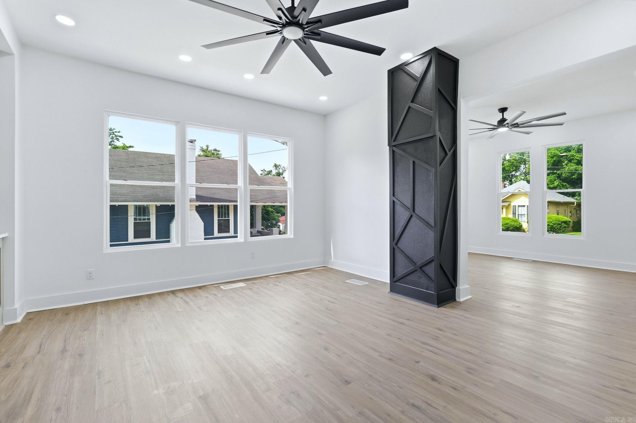2217 SCOTT Little Rock, AR 72206