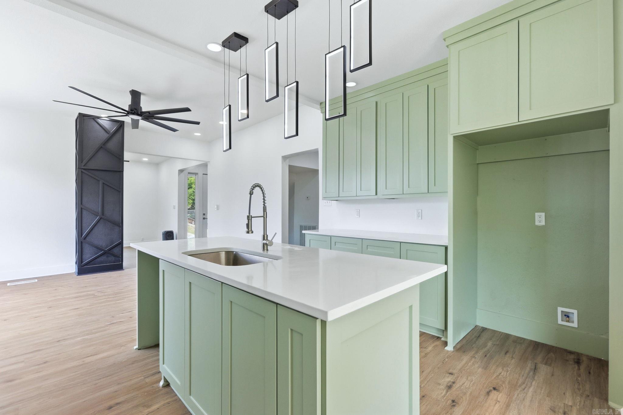 2217 SCOTT  Little Rock, AR