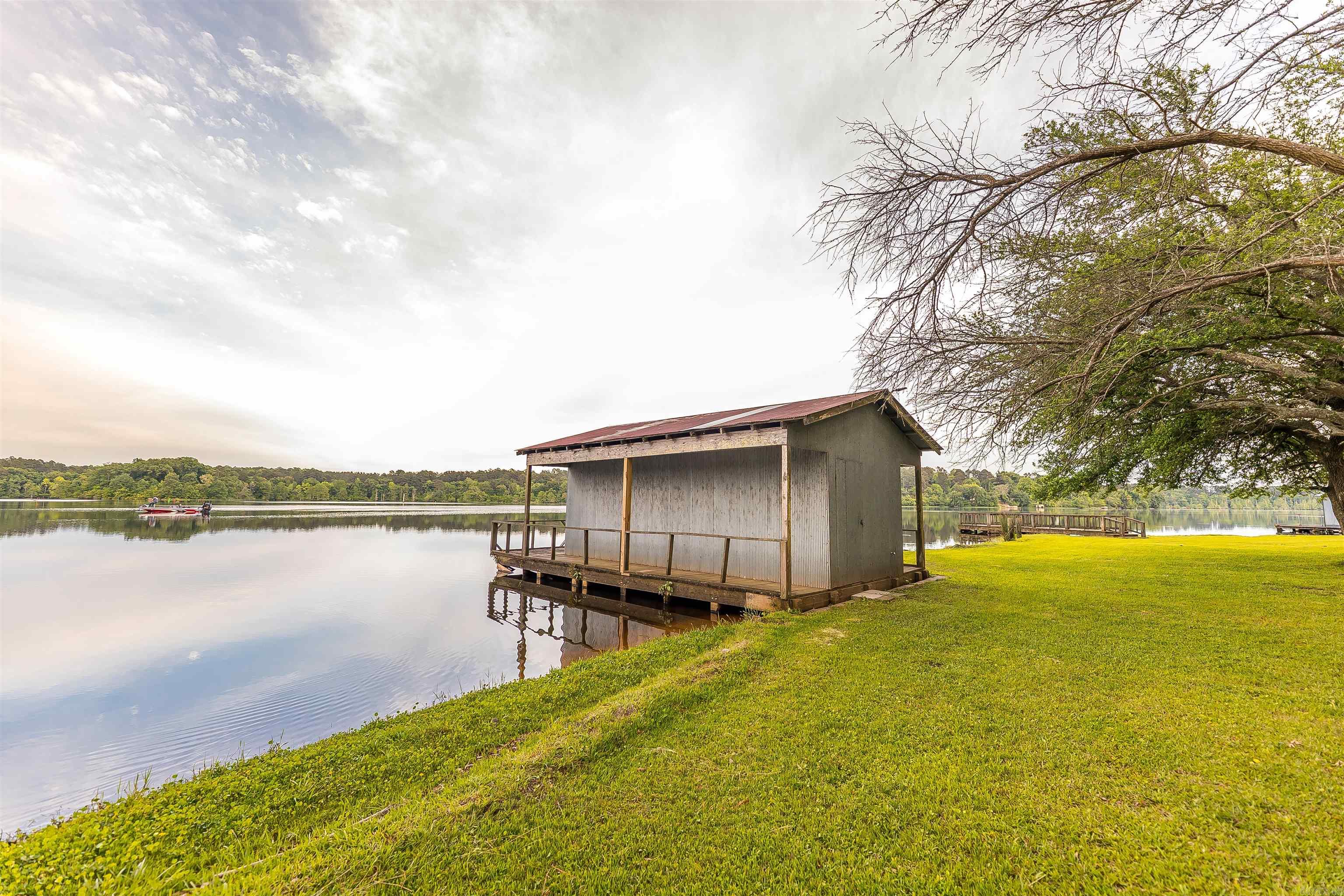 319 Ouachita Road 312  Chidester, AR