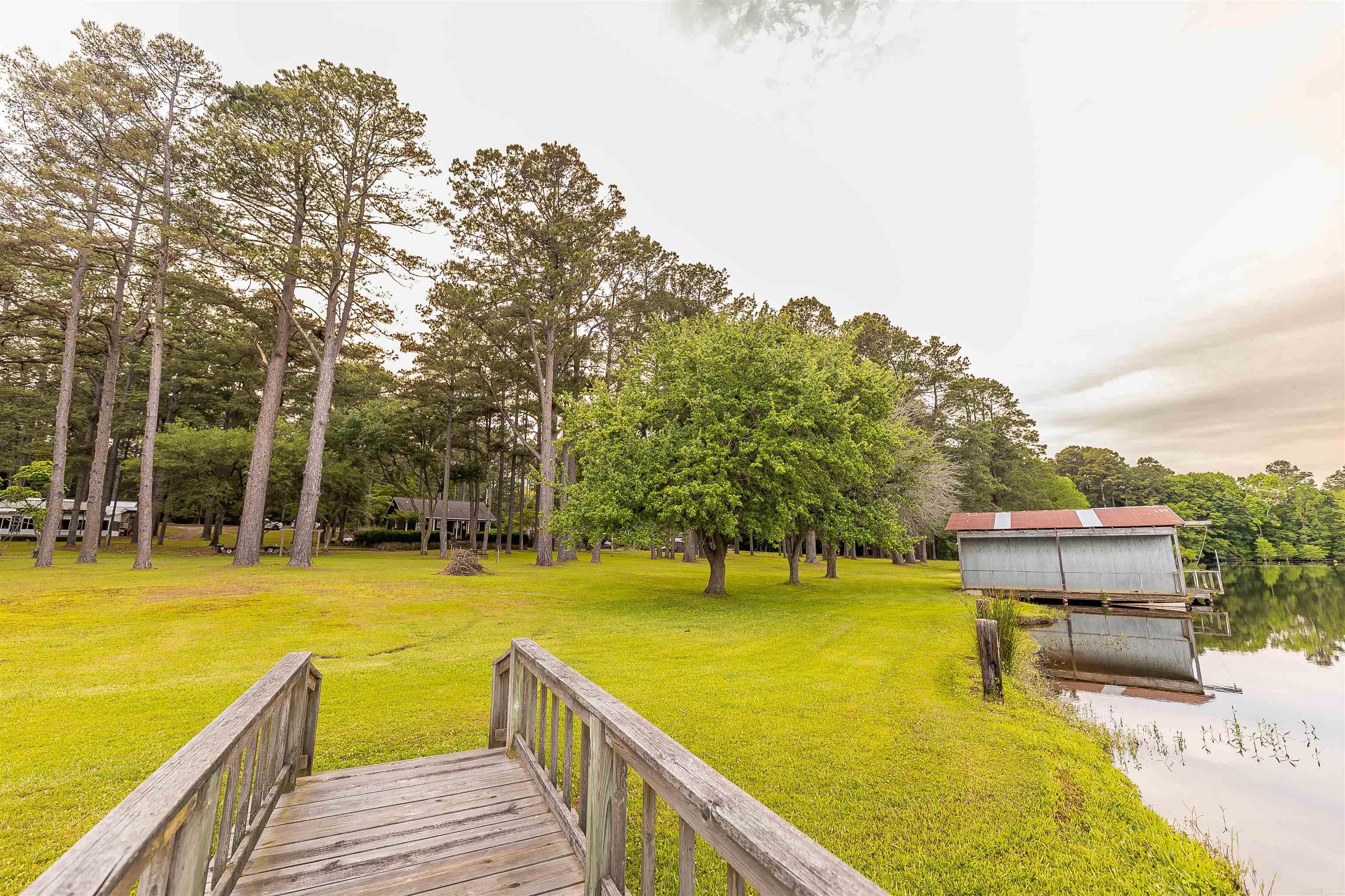 319 Ouachita Road 312  Chidester, AR