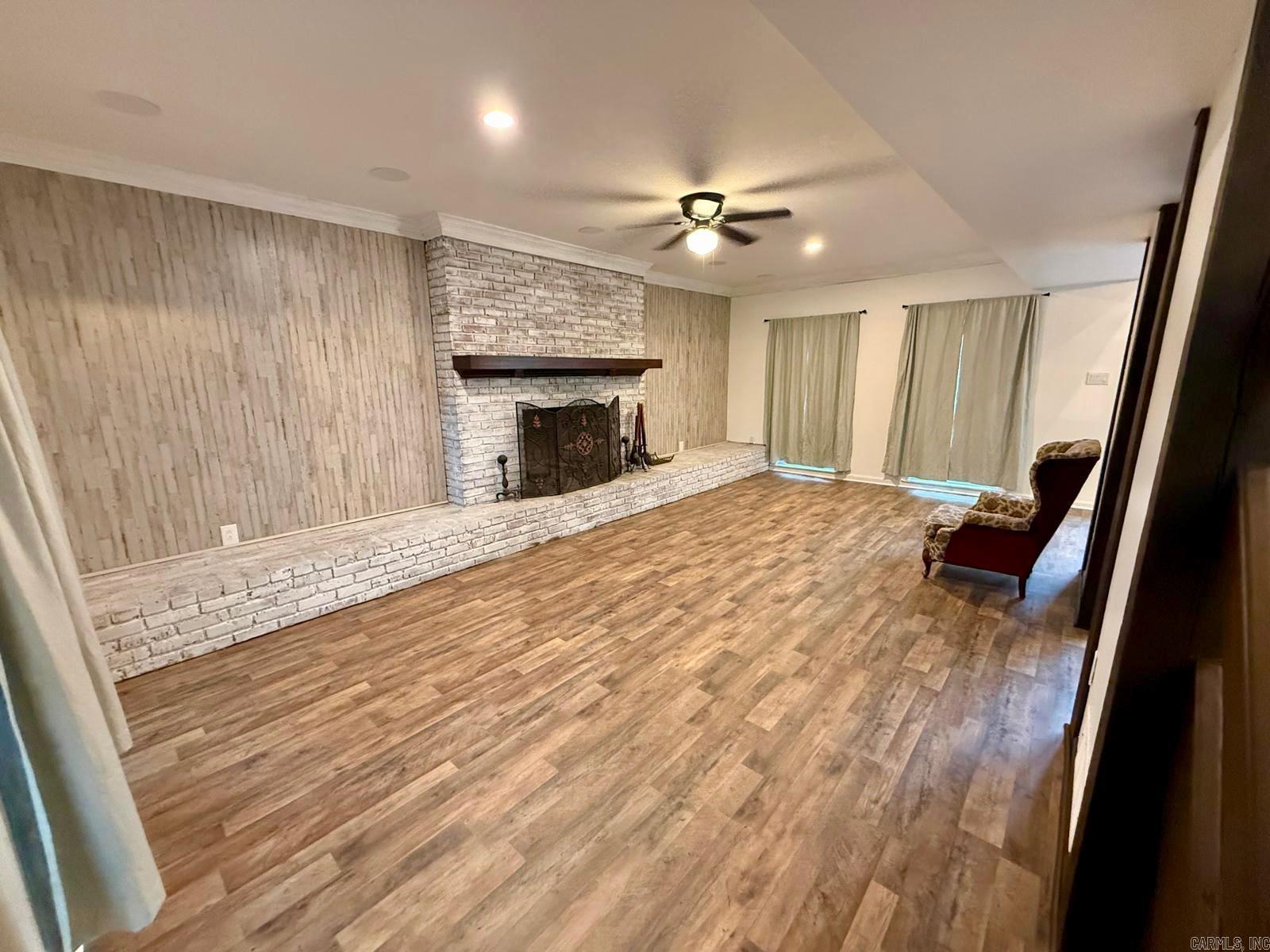 177 S Oak  Burdette, AR