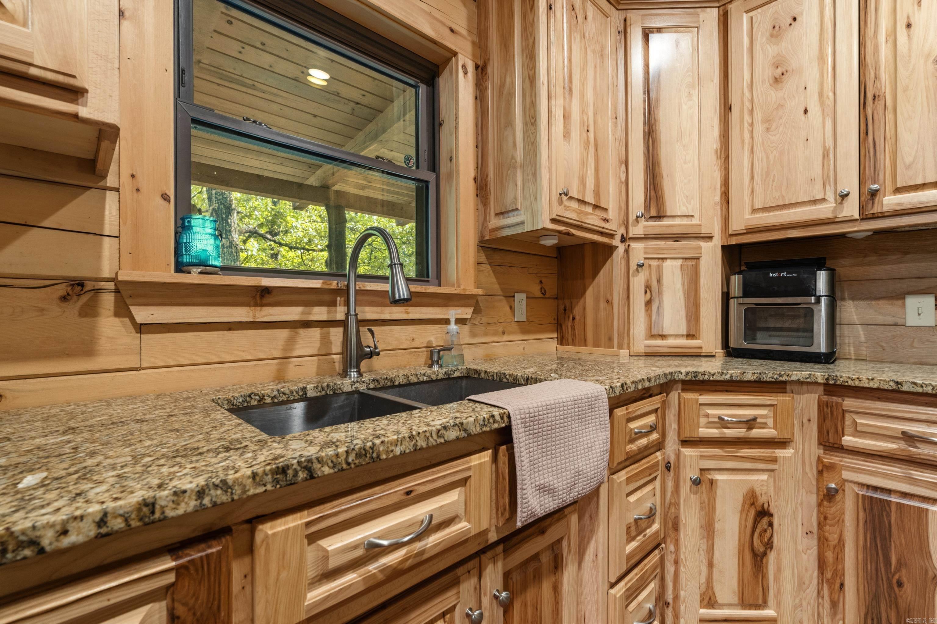 2663 Fendley Rd  Amity, AR