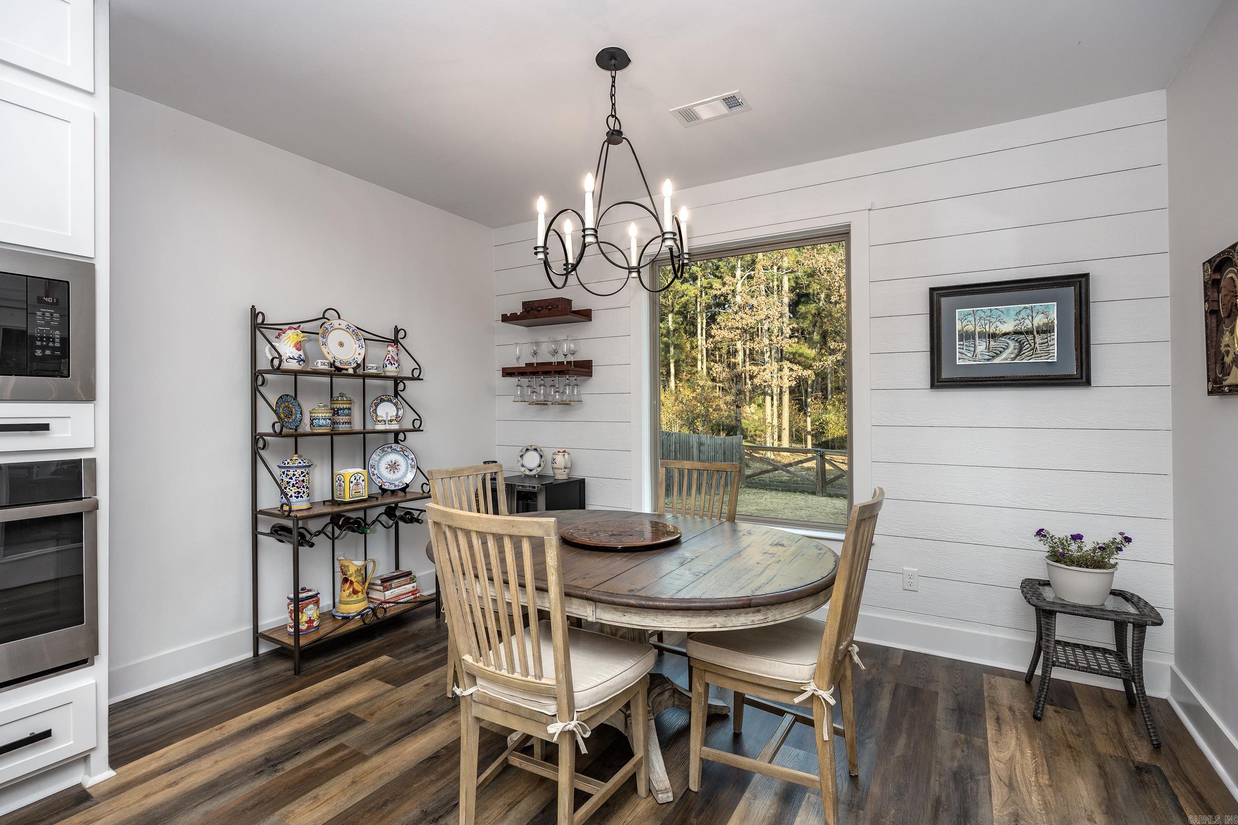 6126 Creekwater  Alexander, AR