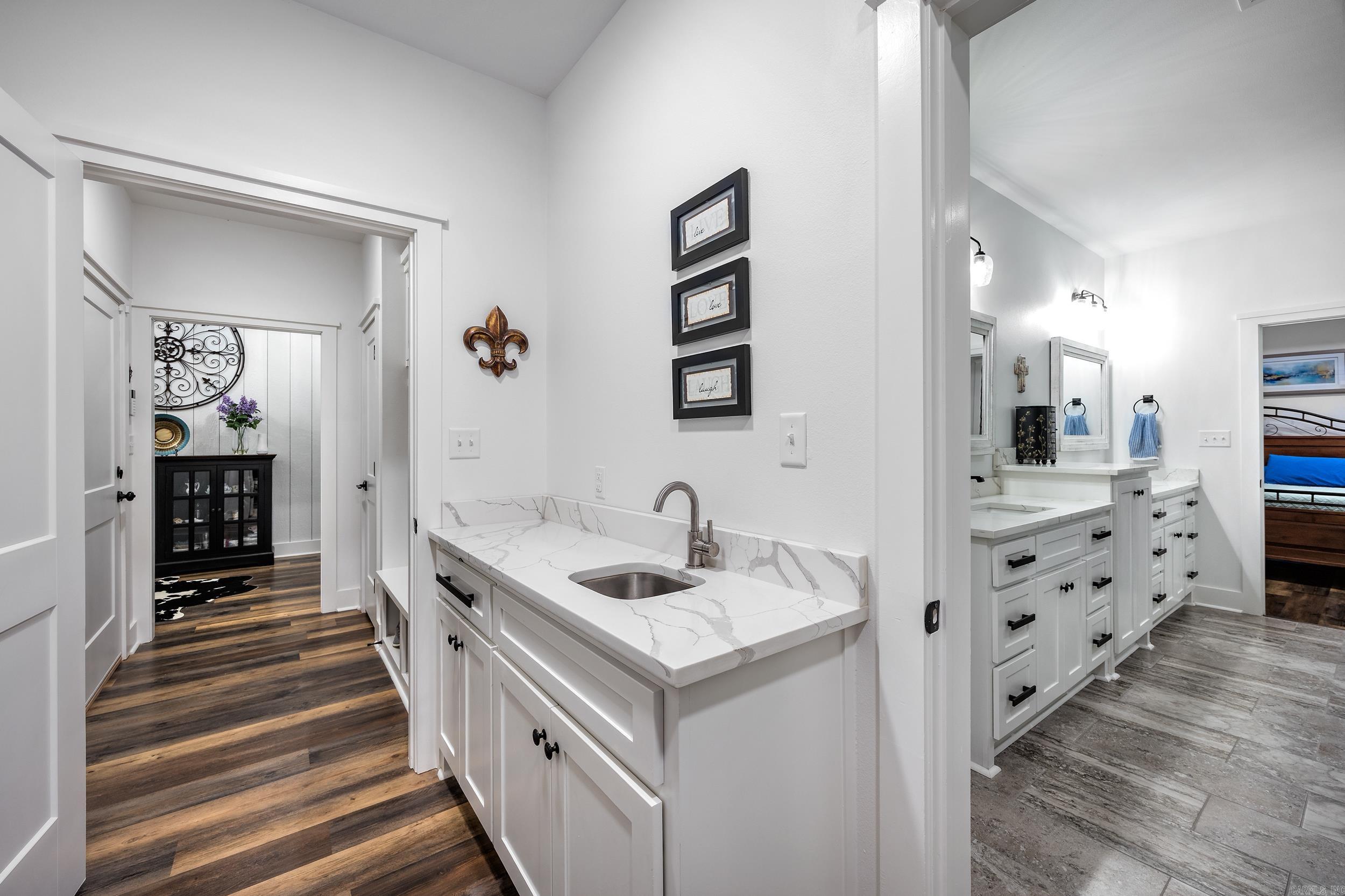 6126 Creekwater  Alexander, AR