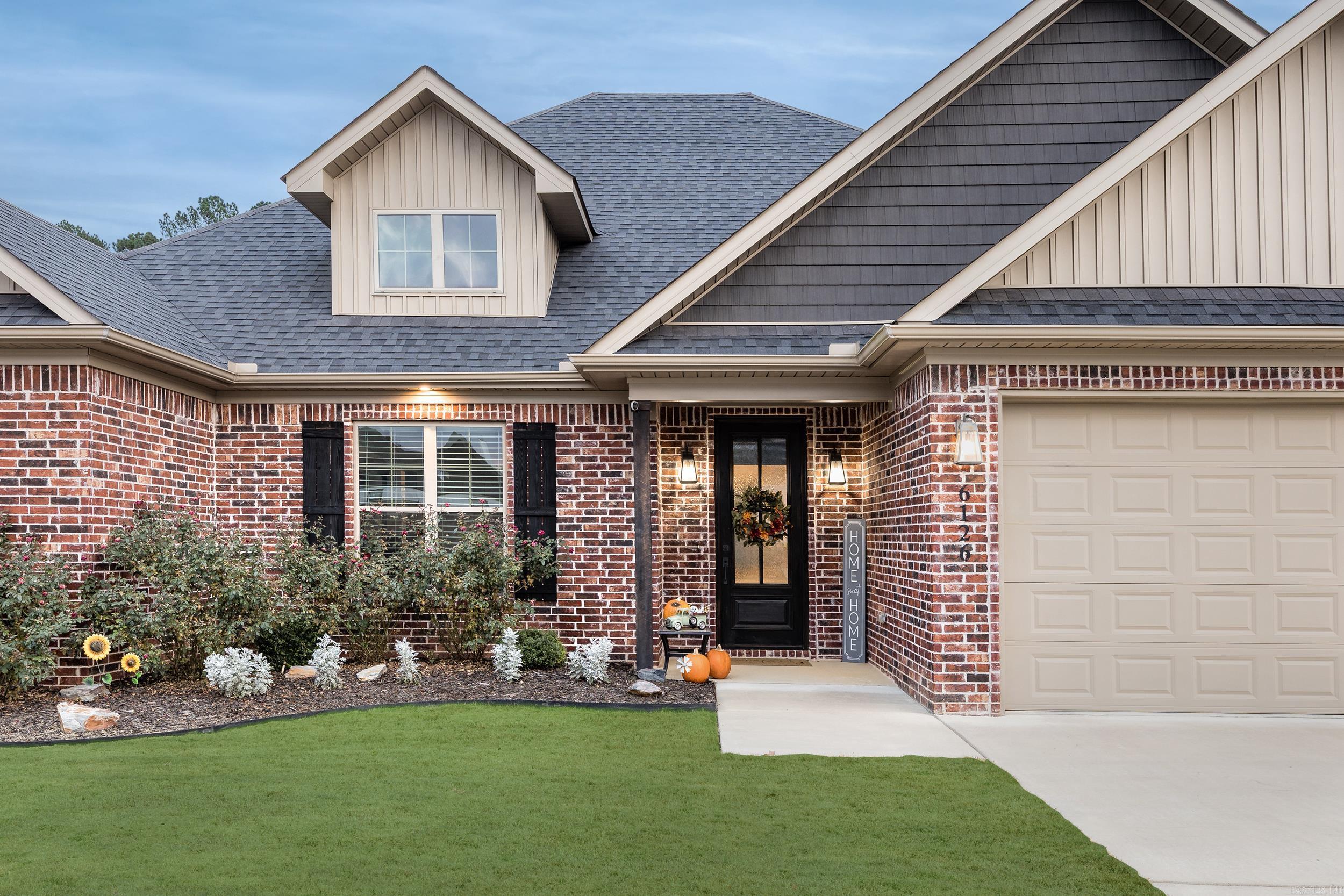 6126 Creekwater  Alexander, AR