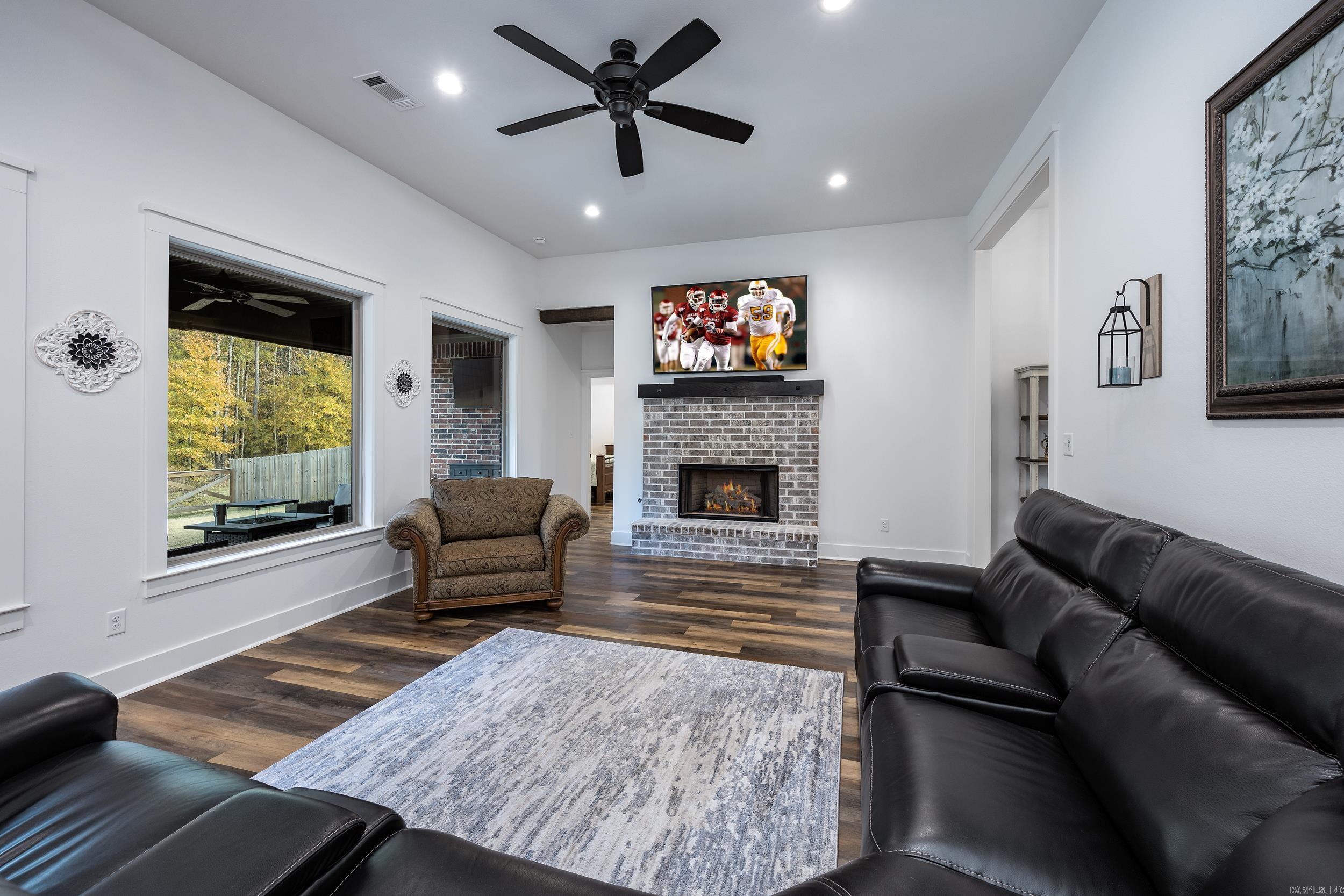 6126 Creekwater  Alexander, AR