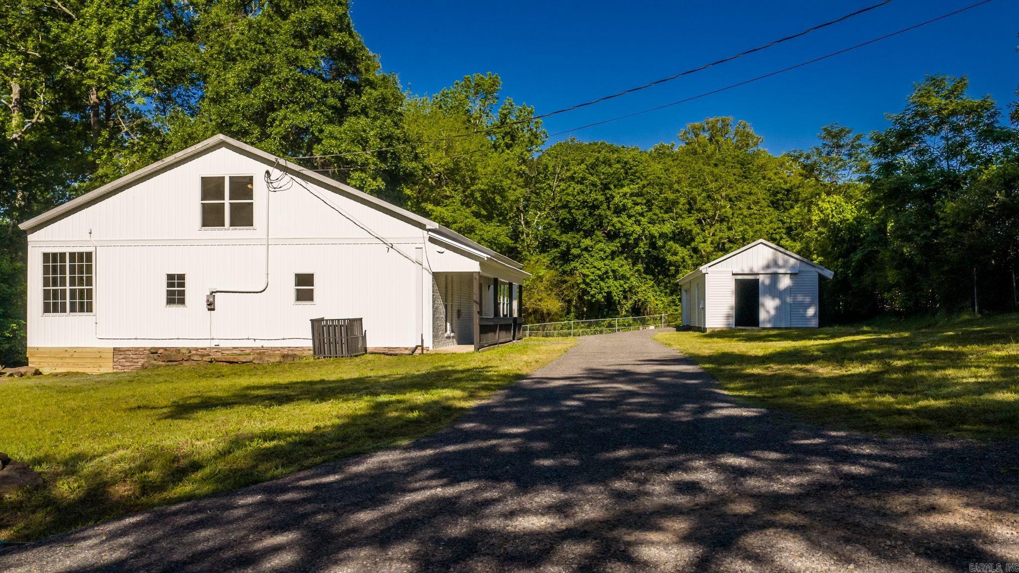 210 Kemp  Clinton, AR